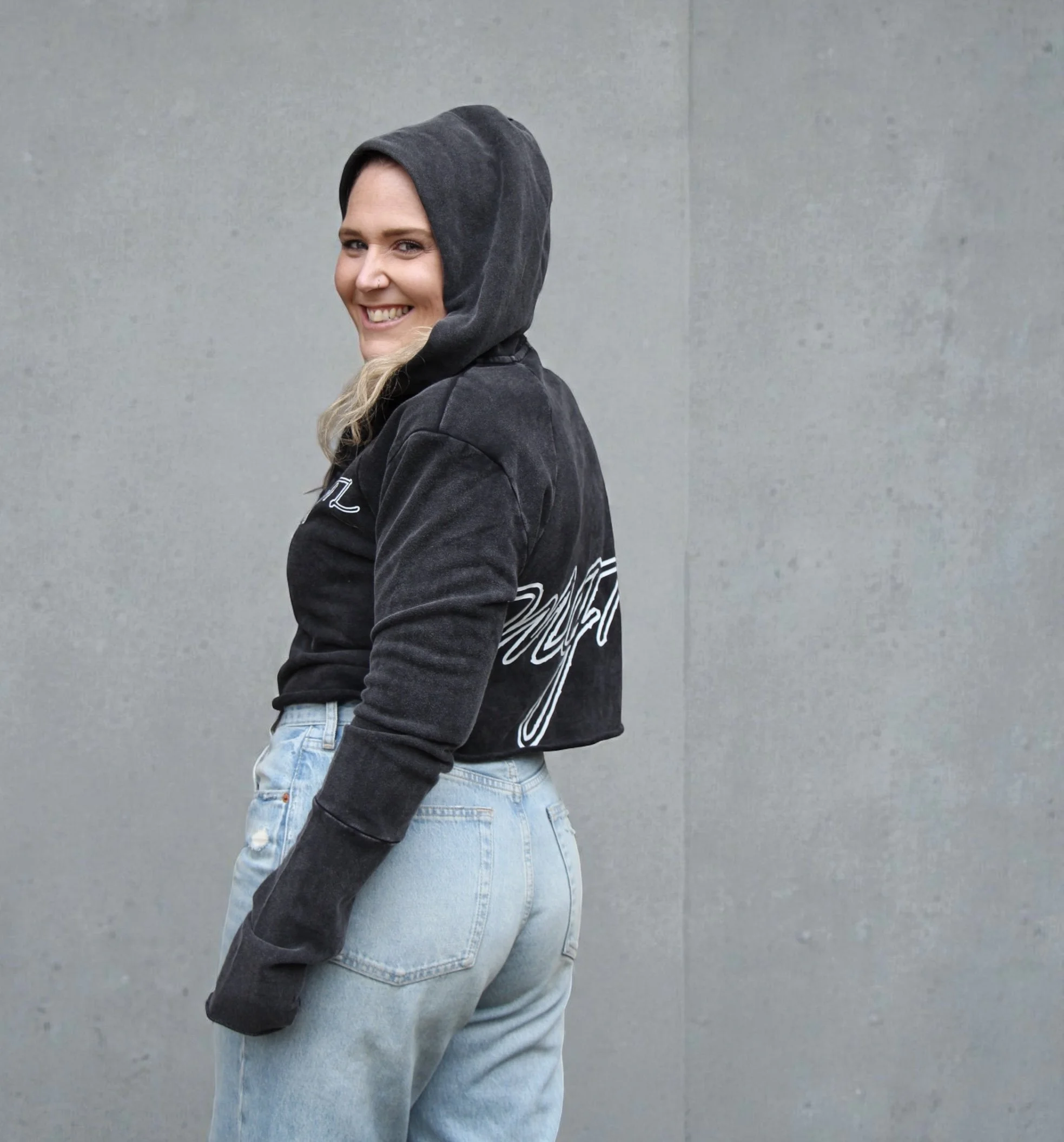 Ladies Scrunch Cropped Hoodie