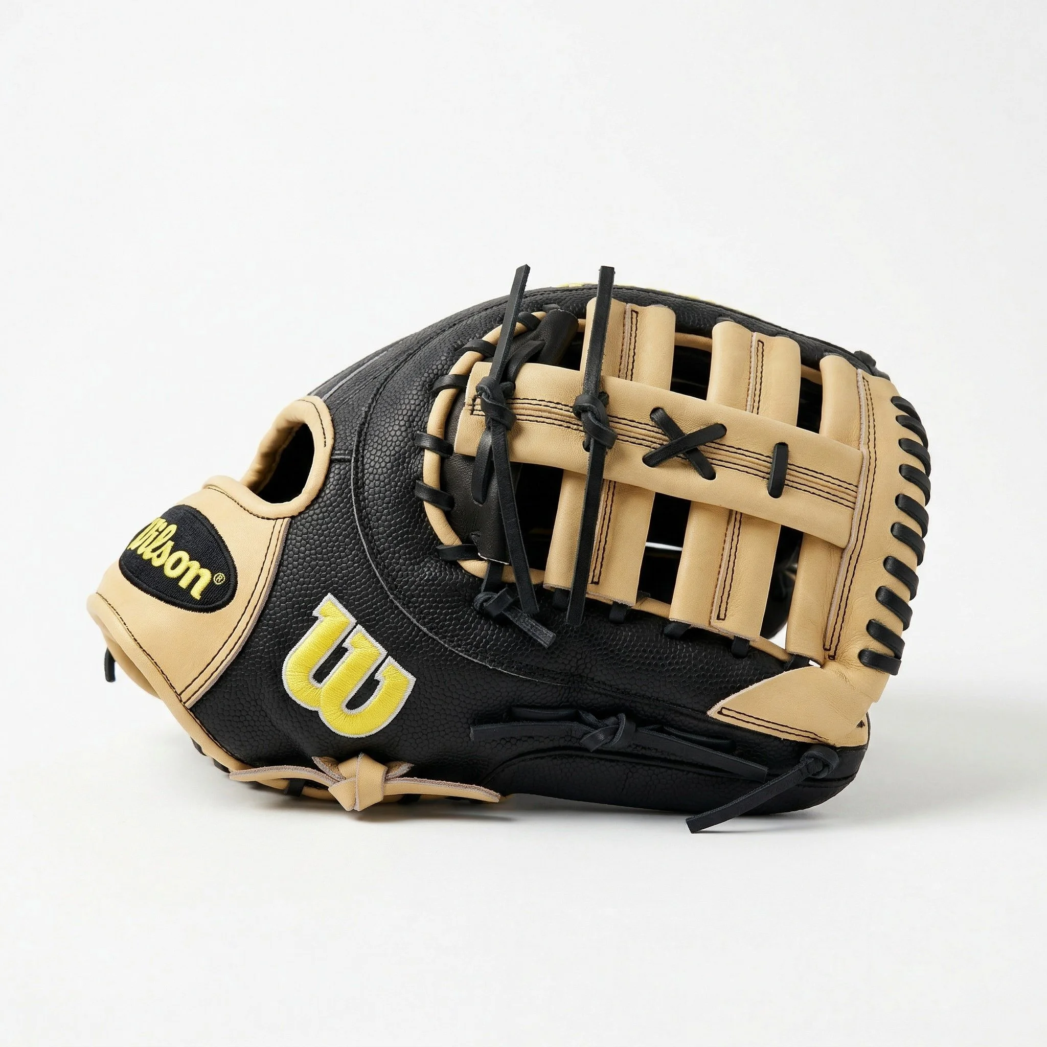 Wilson 12.5'' José Abreu A2000 Series First Base Mitt