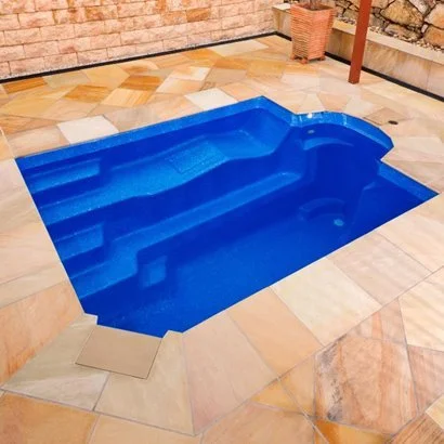 Hydro Plunge installed by Plungeit Pools