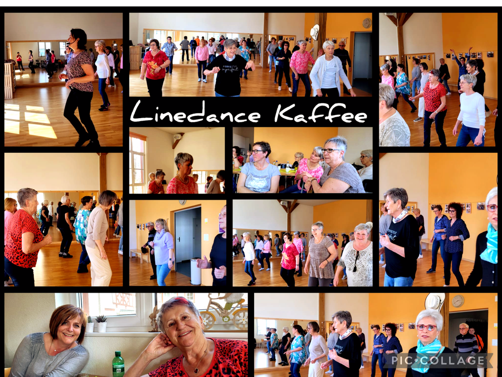Seniorinnen tanzen in einem Gemeinschaftsraum bei einer Veranstaltung namens 'Linedance Kaffee'.