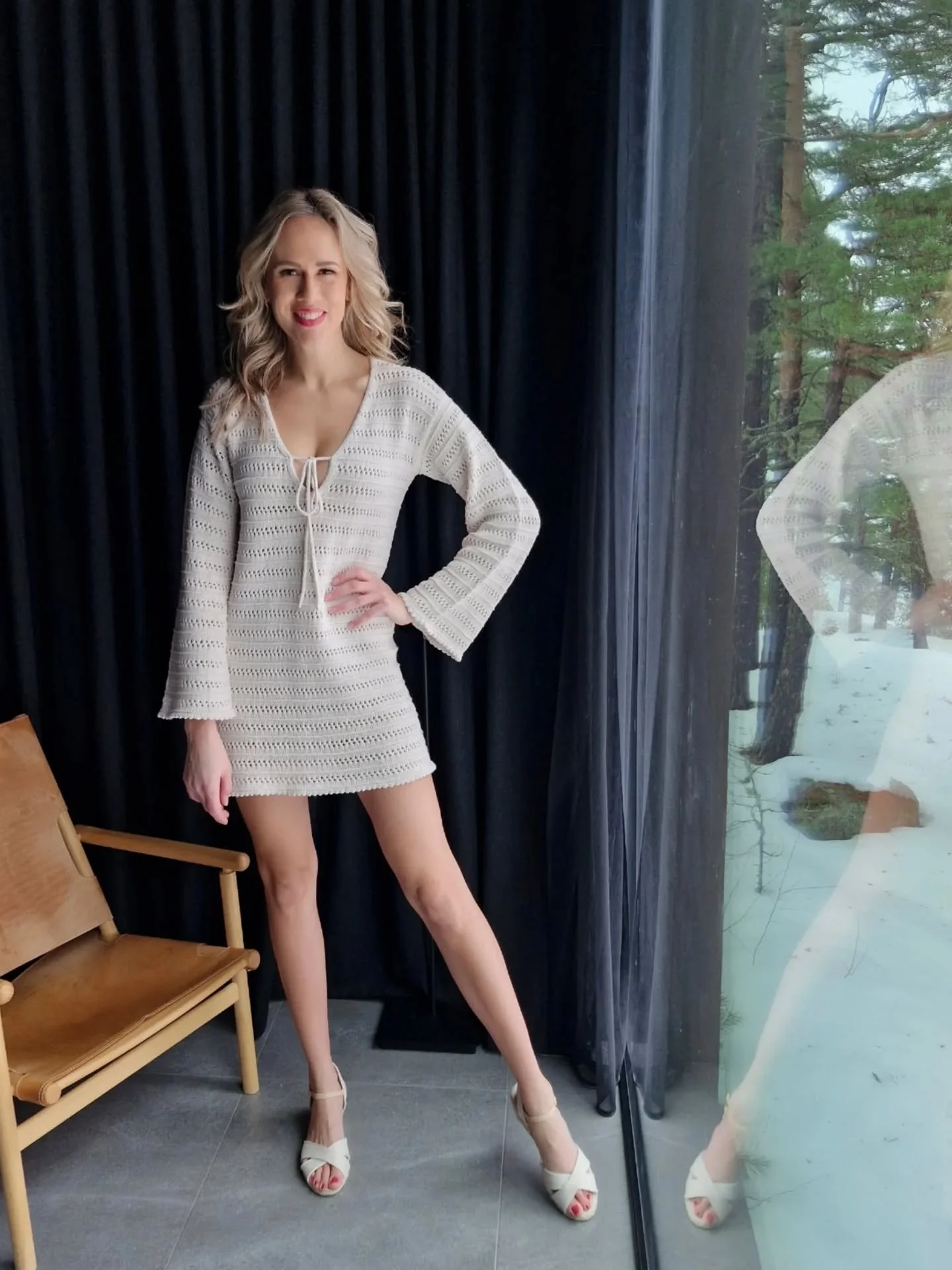 Kiitos, kiitos, kiitos! 🥹❤️✨️

H&auml;keltyneen kiitollinen ja onnellinen olen siit&auml;, miten l&auml;mpim&auml;sti olette ottaneet vastaan Emma-mekon. Jokainen tilattu neuleohje merkitsee minulle enemm&auml;n kuin pystyn sanoin t&auml;ll&auml; he