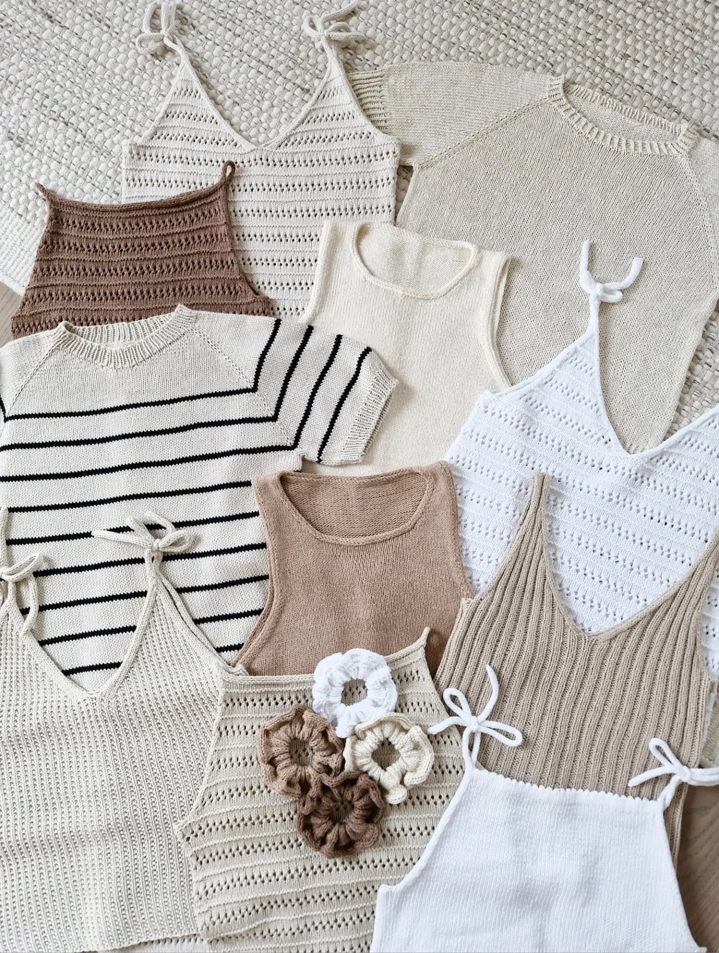 ARVONTA - GIVEAWAY! 😍

T&auml;n&auml;&auml;n juhlitaan &auml;itej&auml; ja sen kunniaksi arvon viidelle teist&auml; kes&auml;neuleohjeeni! 😍 T&auml;m&auml;n kev&auml;&auml;n suosituimmat kes&auml;neuleohjeeni ovat olleet Time to bloom-neule, Love S