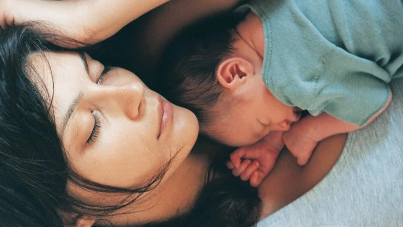 Je suis épuisée par mon rôle de maman : que faire ?