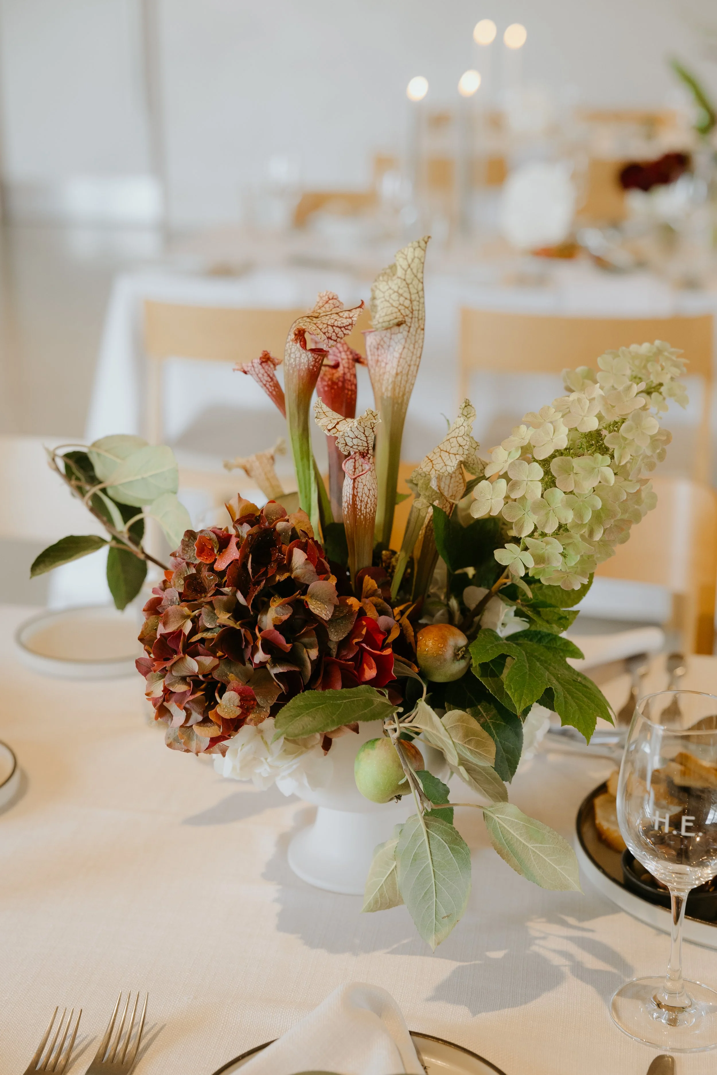 autumn wedding, table flowers wedding, melbourne wedding florist, Byron Bay wedding, Byron Bay wedding florist