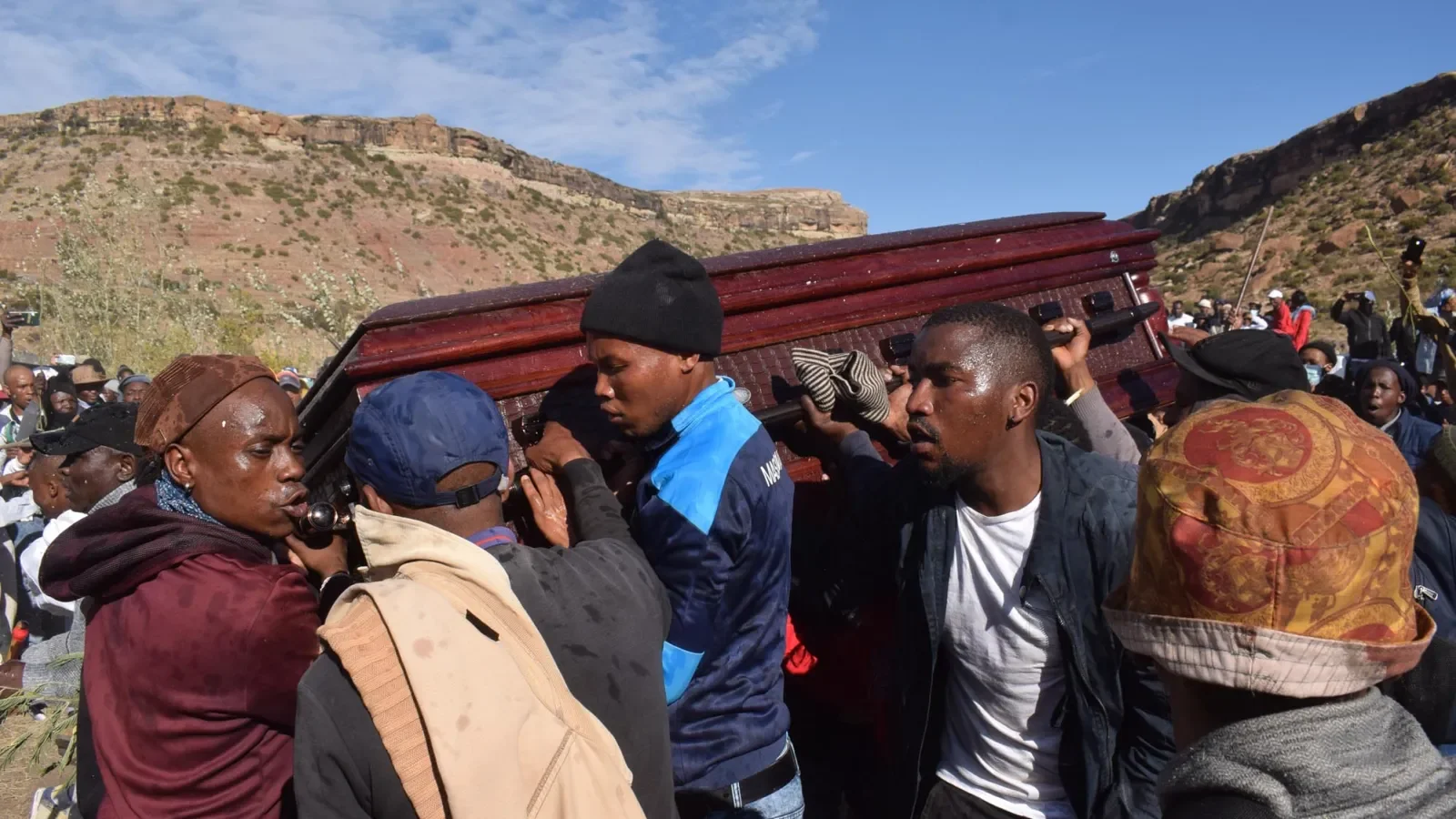 Rolling Stone: The Famo Wars