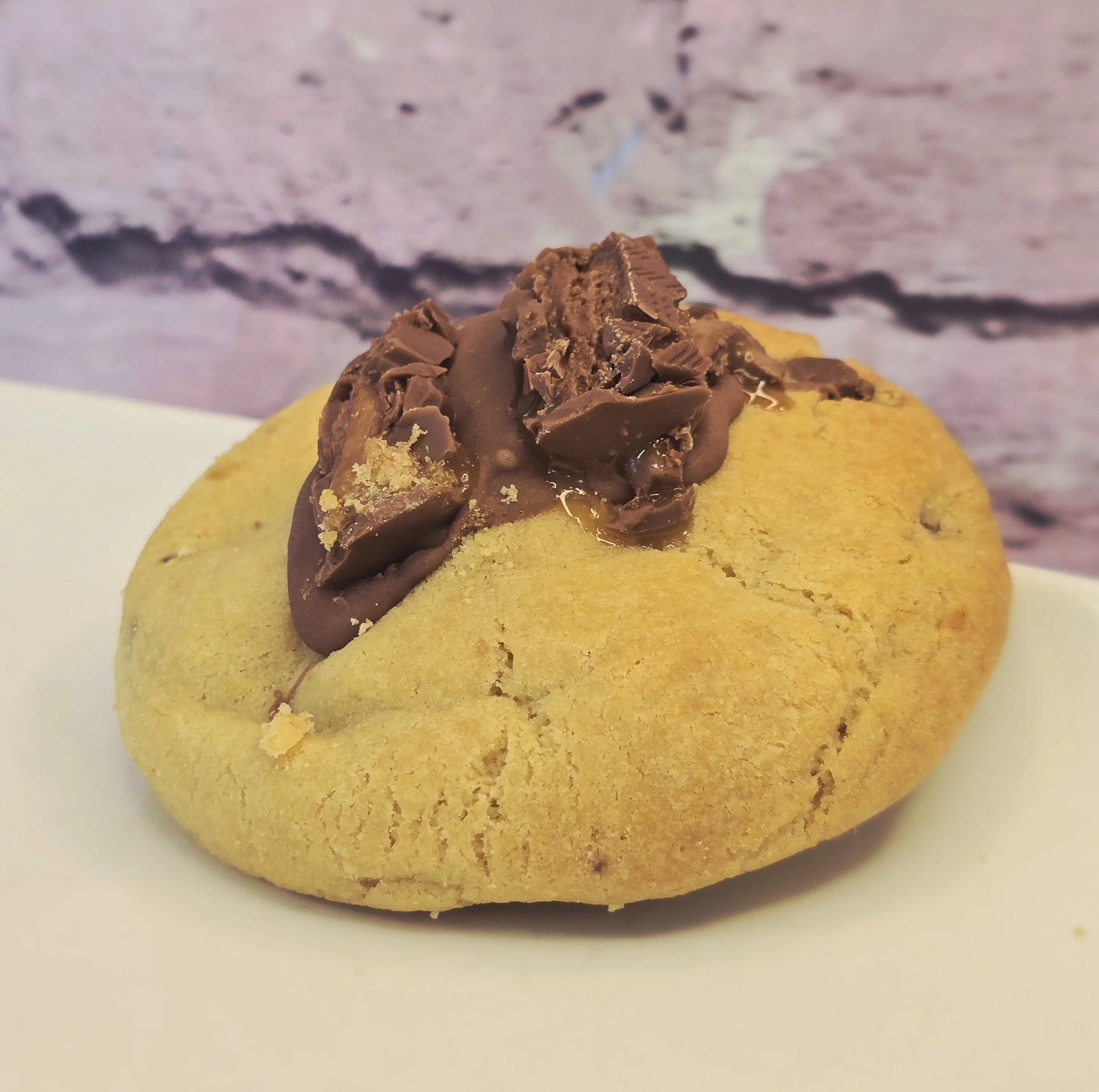 Mars Stuffed Cookie