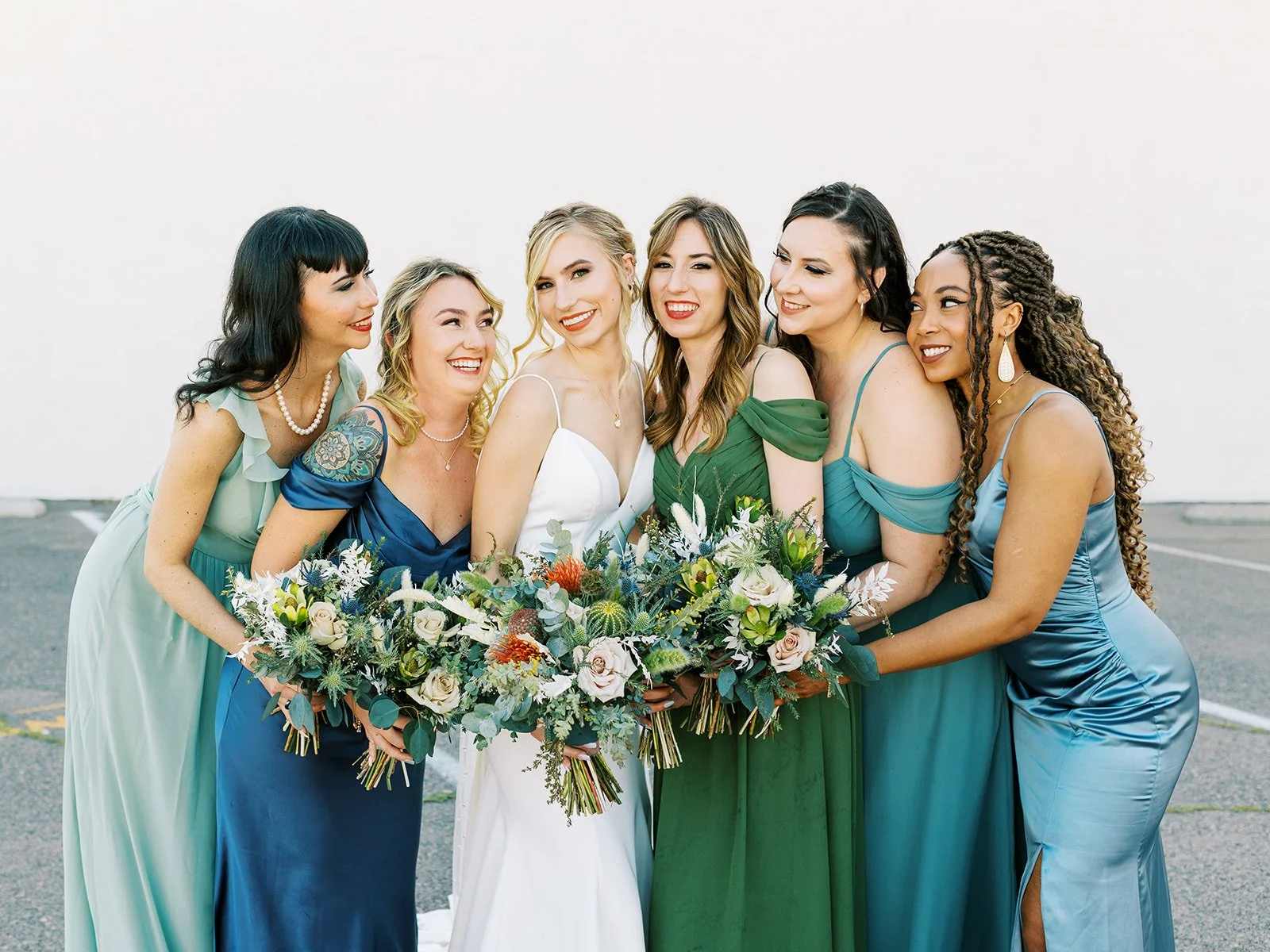 Amelia Thorp Hair & Makeup in Phoenix does a  classic makeup look bride in Phoenix, Arizona. Photo by Sara Bishop Photography