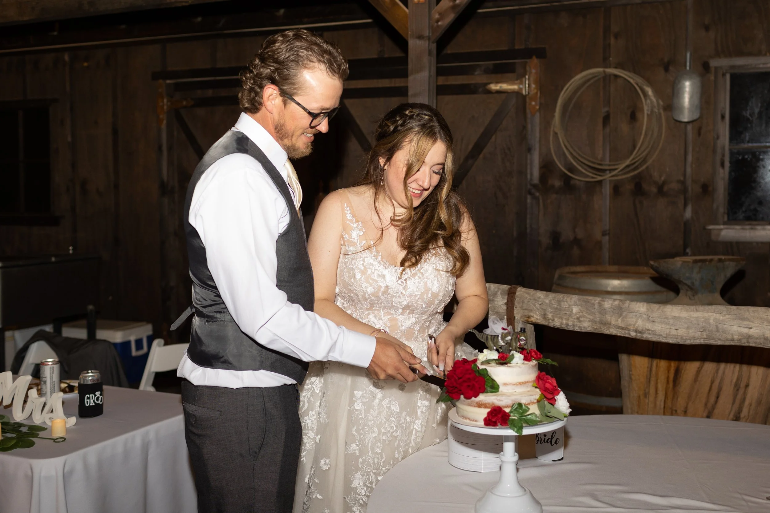 Amelia Thorp Hair & Makeup in Phoenix does a  romantic half up hairstyle on a bride in Phoenix, Arizona. Photo by Deniseana Photography