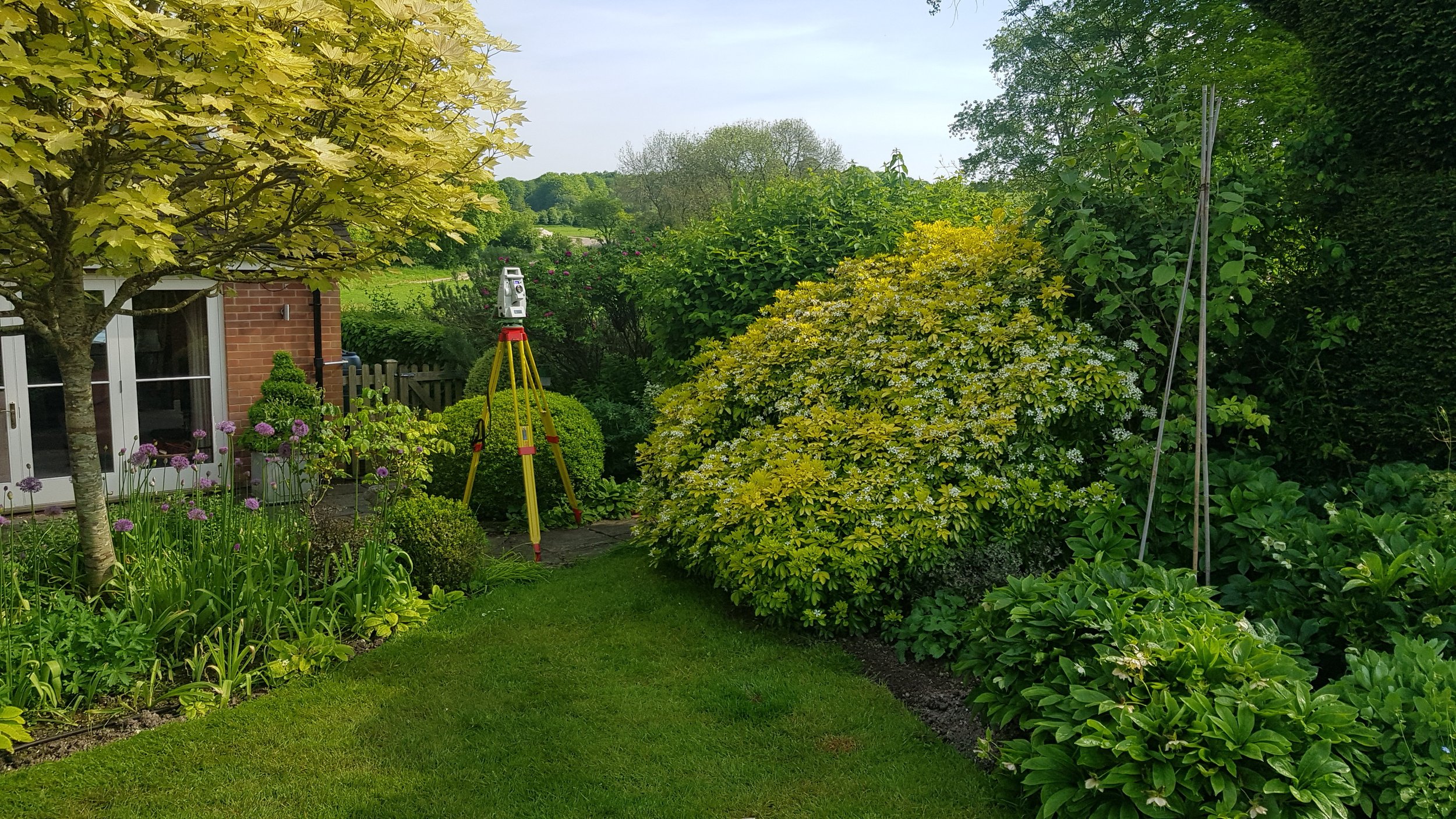 GEOsolutions - topographic survey