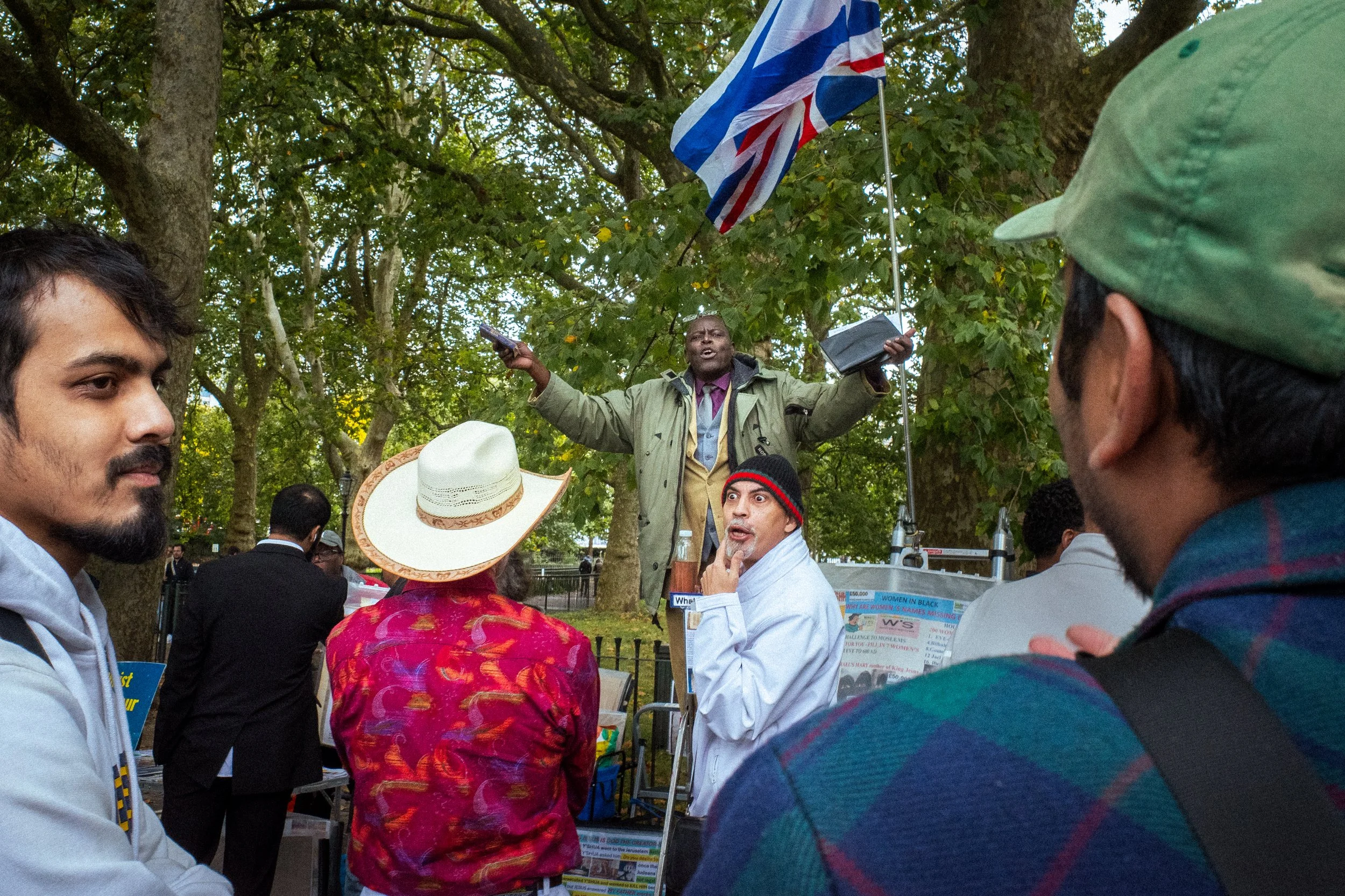 STREET LONDYN ZINE 2.jpg