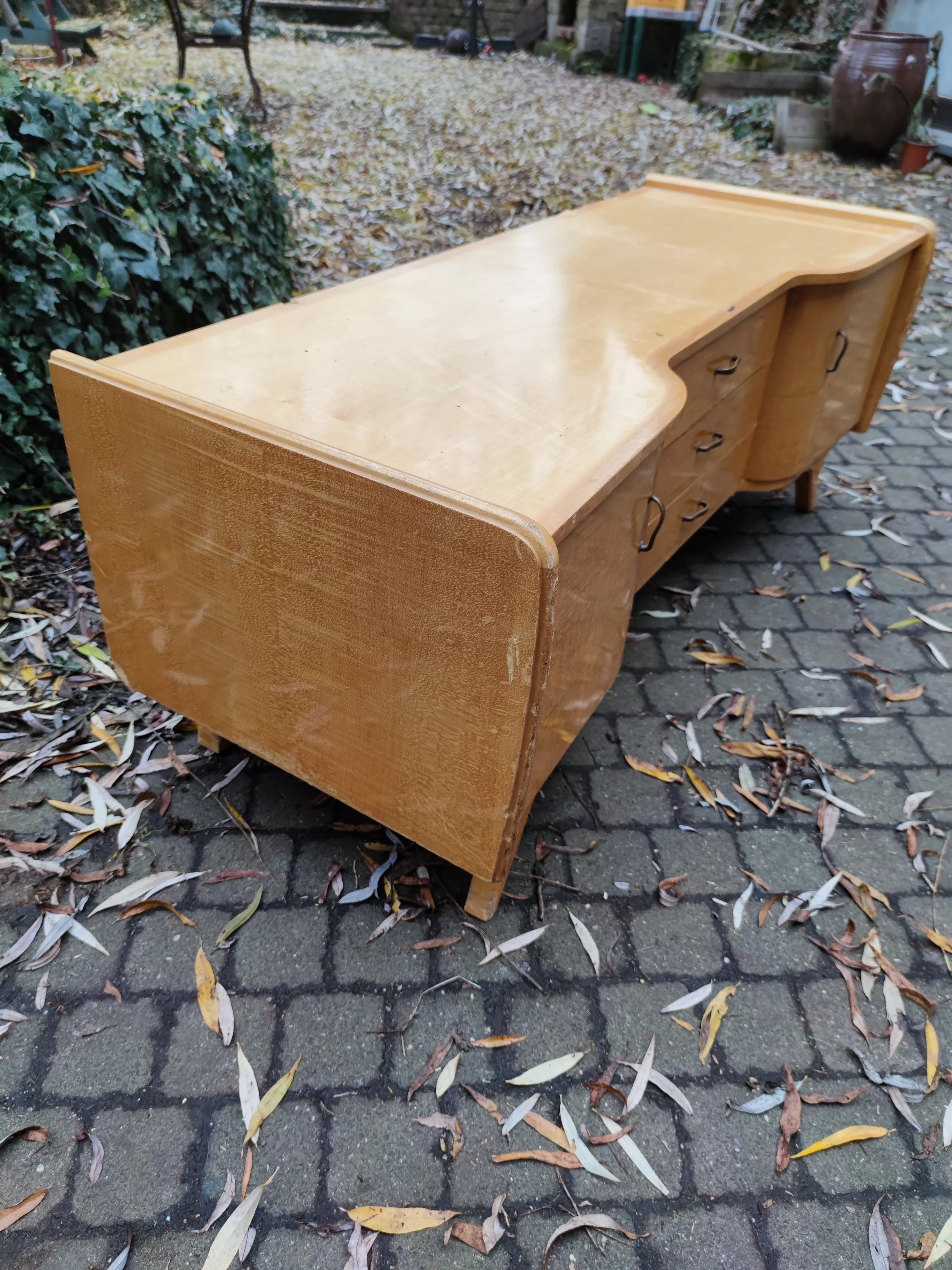 B03 -  L127 x P50 x H52