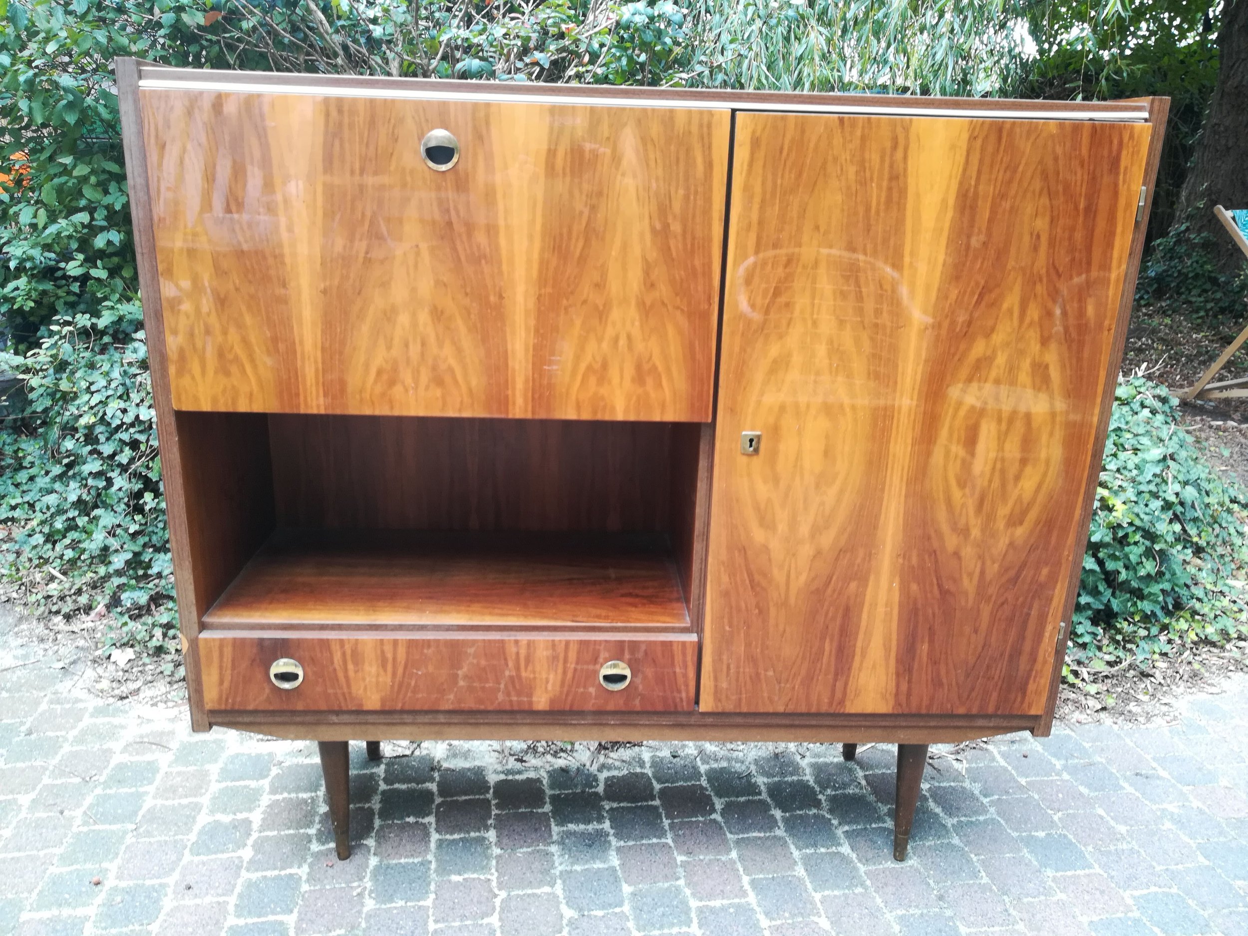 A01 - L130 x H120 x P40