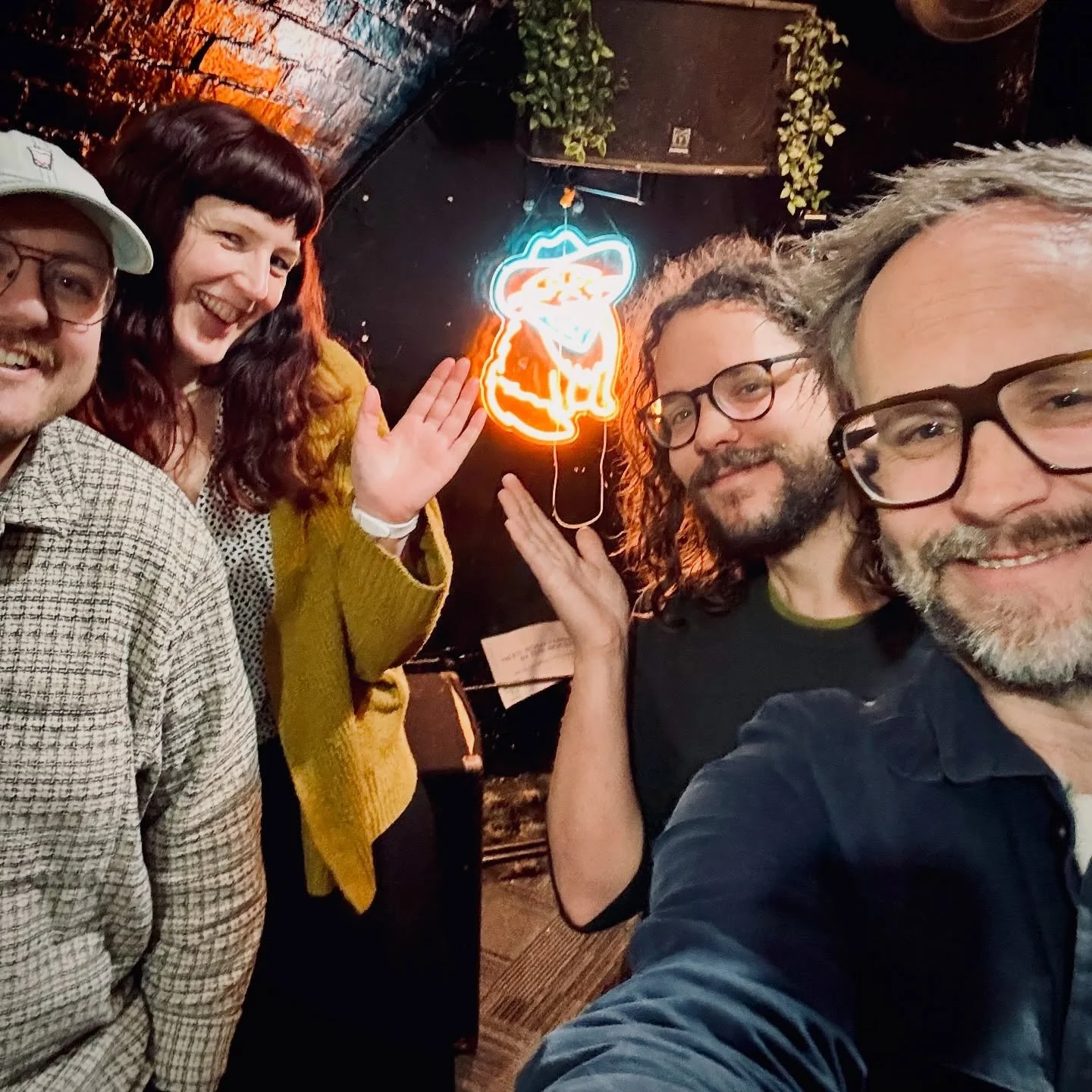 🤩 Four BLOC members in one! @notcleancreative, @address_soton and @socomusic all trying to get into one selfie at @planetsounds - exciting chats about music in the region and the projects and programmes that will (and do) support artists and music b
