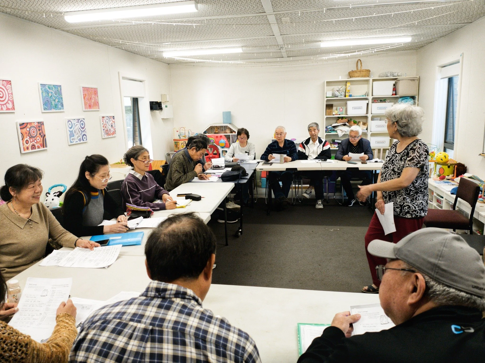 Conversational English Class 🗣💬🔠

The Conversational English Class at Notting Hill Neighbourhood House runs on Monday and Thursday mornings, providing a supportive space for members of the community to learn basic and conversational English.

The 