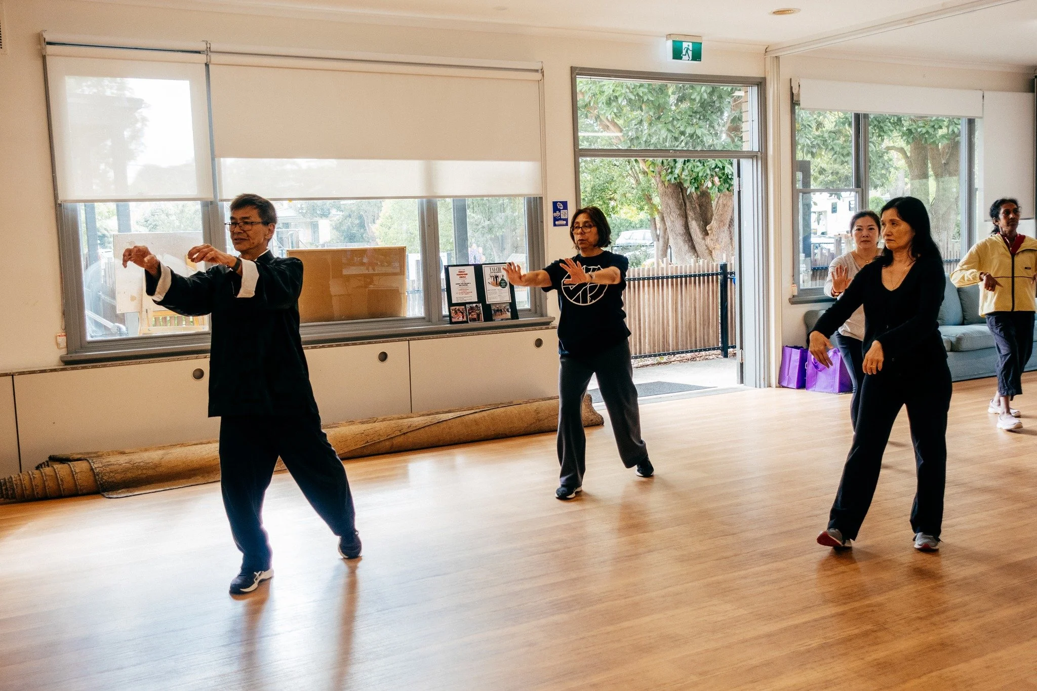 📸 Happy Snaps from Welcome to the Neighbourhood Open Day in Term 1! (Part One) 📸

&lrm;
Thank you to everyone who joined us at Notting Hill Neighbourhood House for such a wonderful day! 💛 From Yoga and Tai Chi to Line Dancing and creative workshop