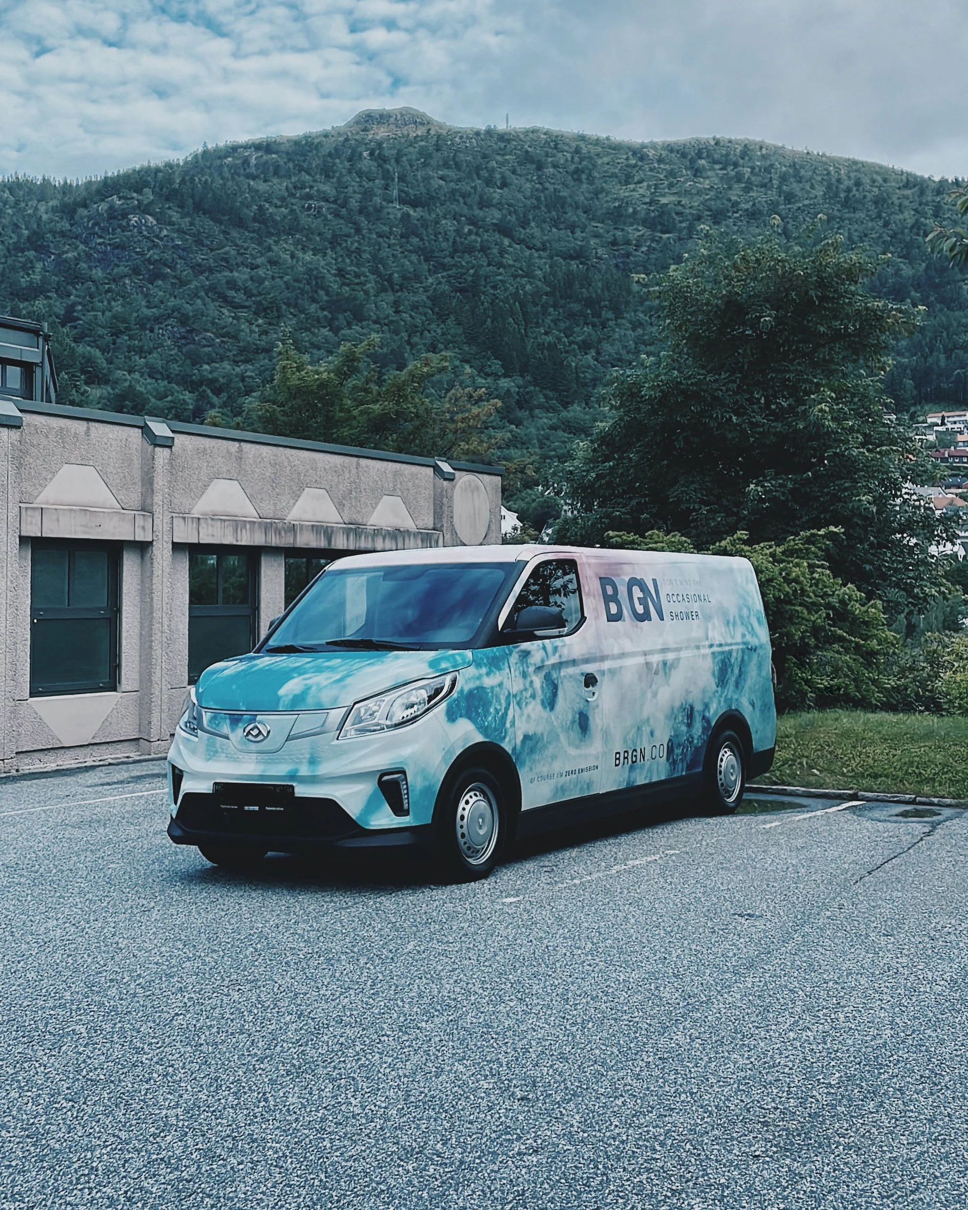 BRGN_Bil_1.jpg