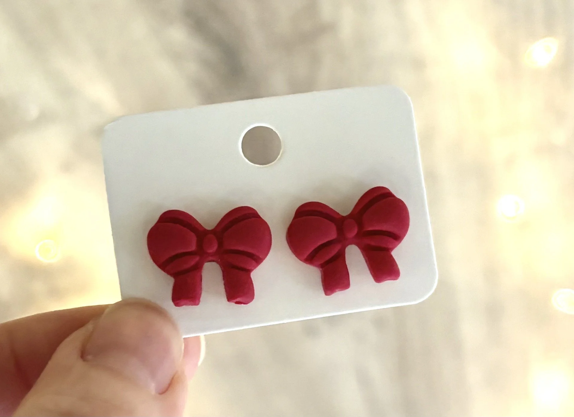 Red bow 2.jpg
