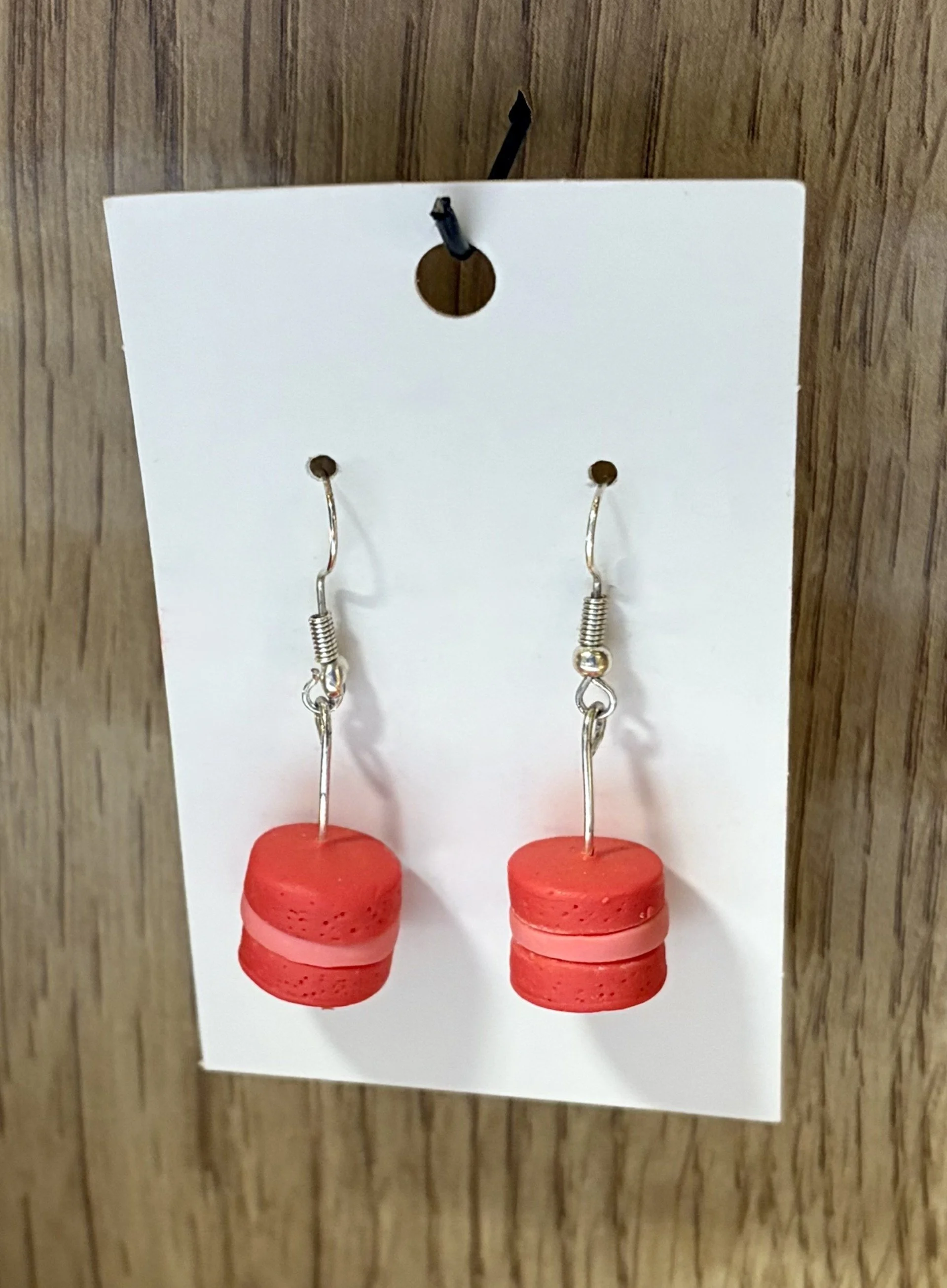 red macarons.jpg