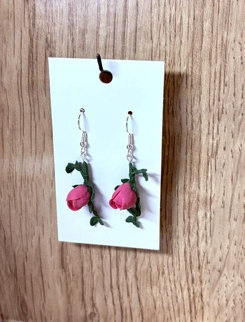 Rose bud 3.jpg
