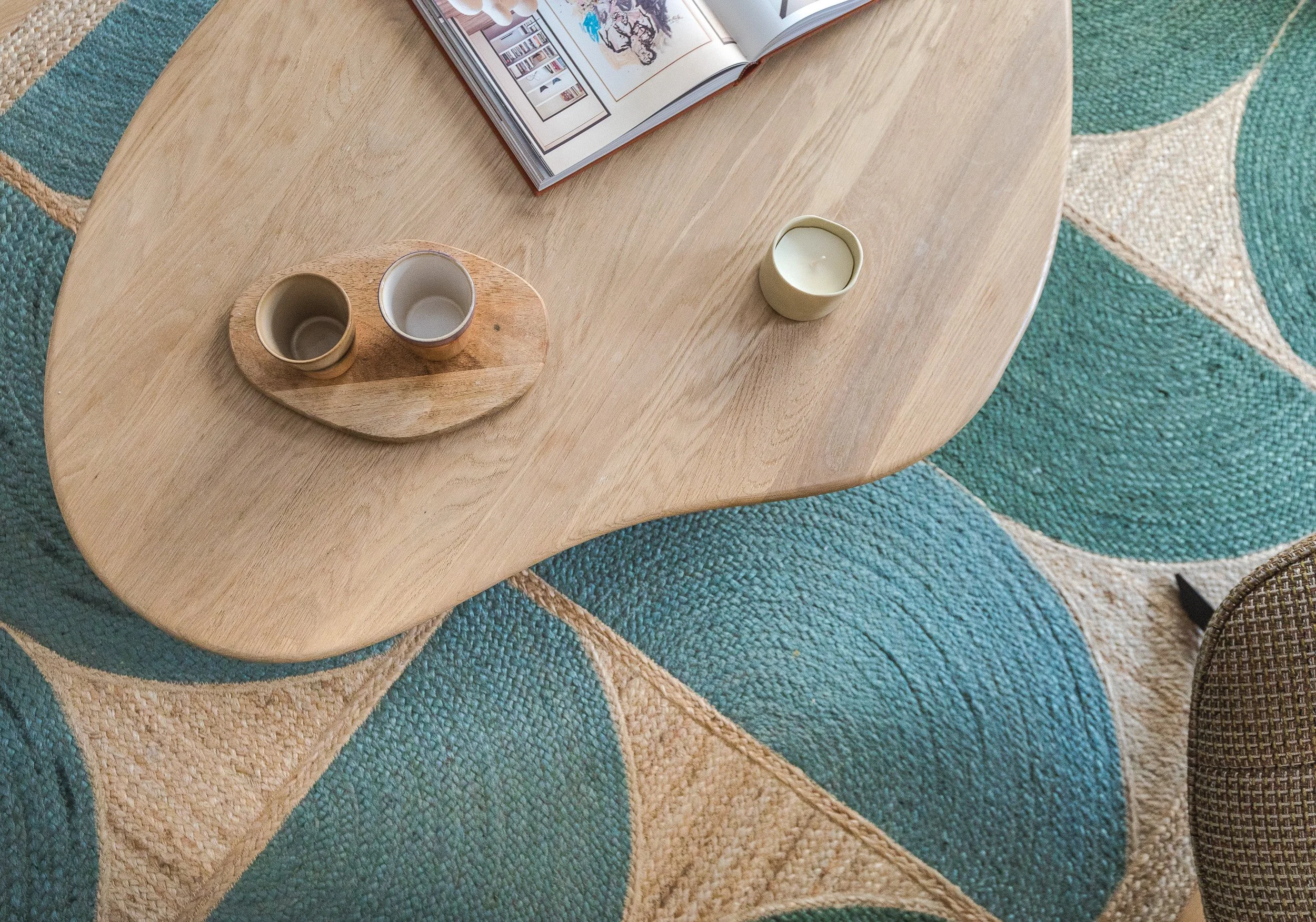 renovation-salon-appartement-sarria-barcelone-table-basse-tapis-architecte-interieur