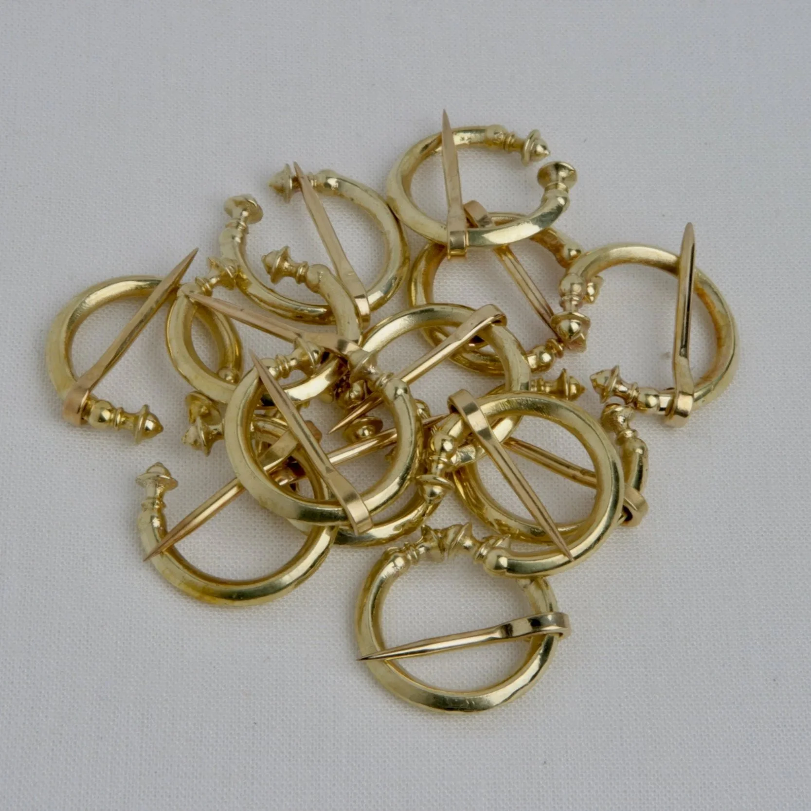 Penannular Brooch/Fibula