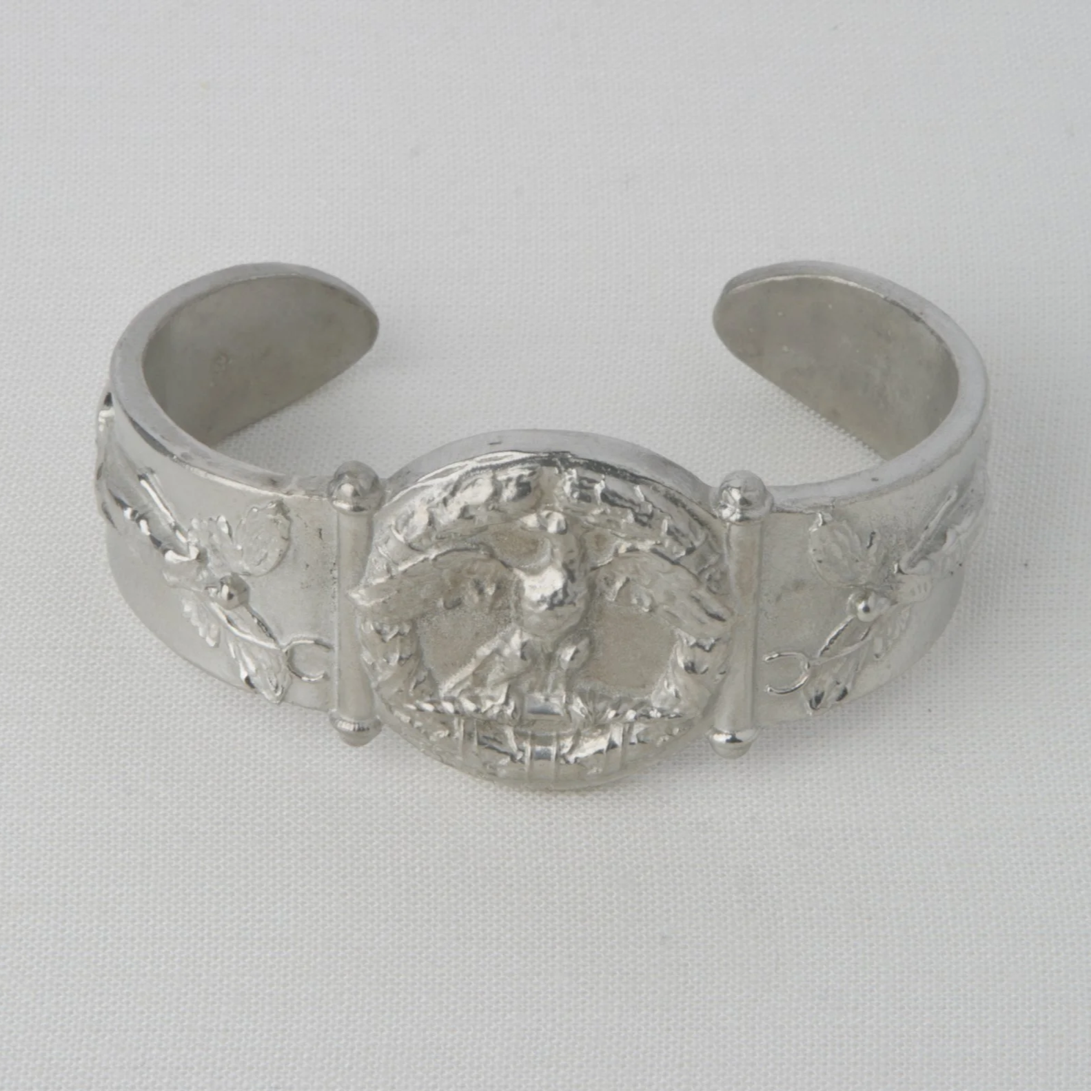 Imperial Victory Pewter Armilla
