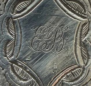 Beautiful sterling silver visiting/calling card case in very good condition, George V period, 1917.