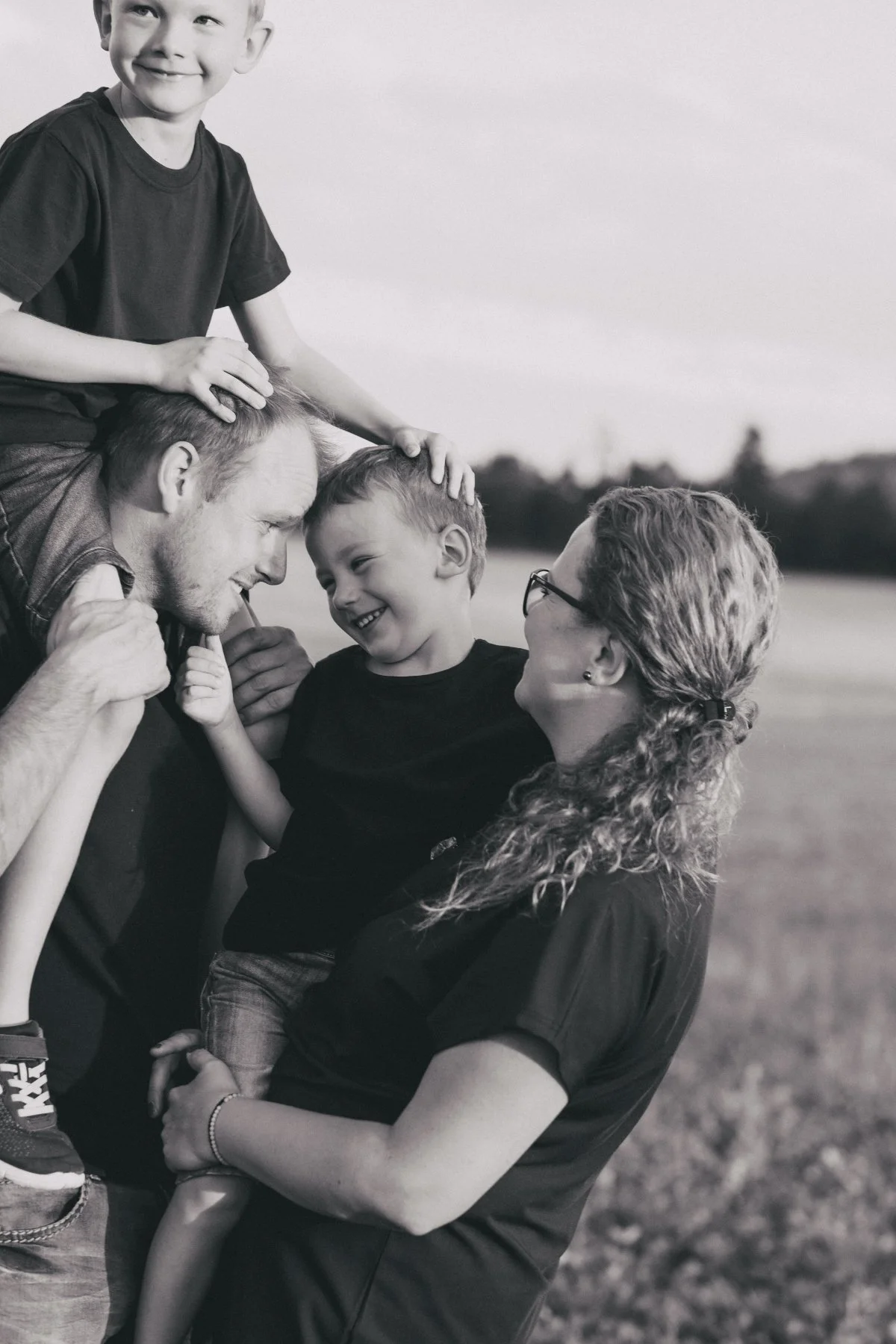 NikolPecka-Photography-Family-UrbanFamily-4.jpg