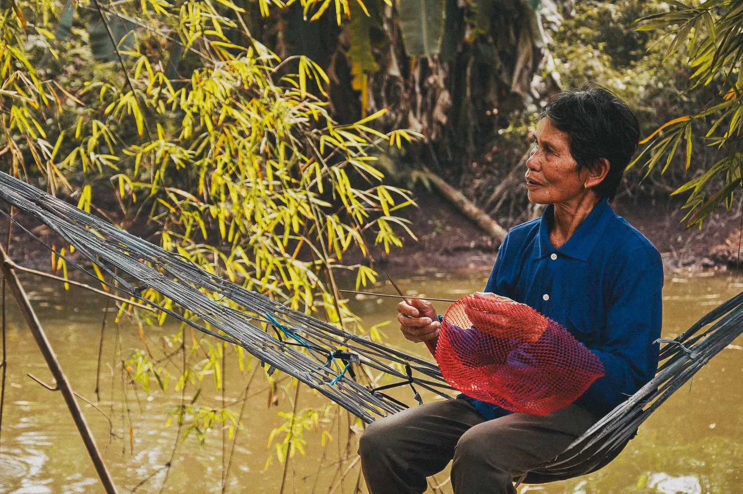 NikolPeckaPhotography-womaninthailand.jpg