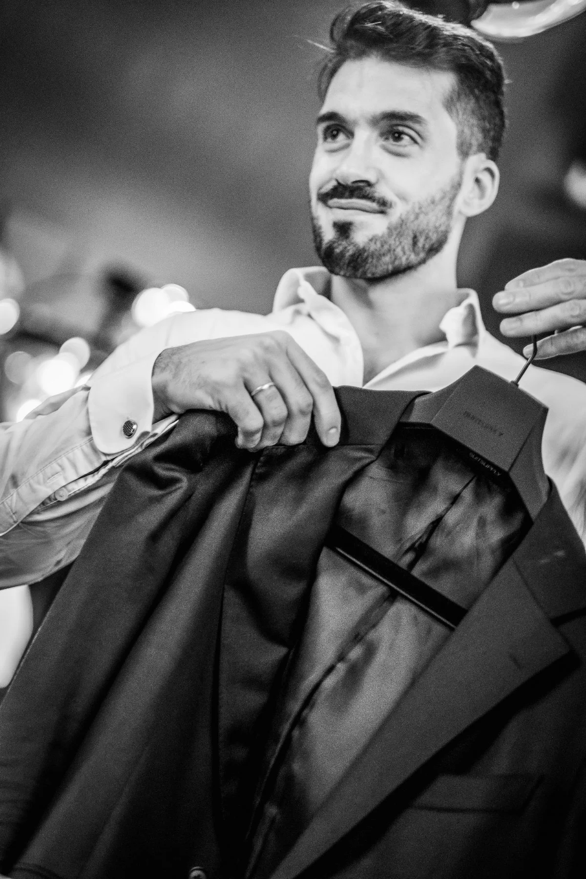 Real and relaxed photography by Nikol Pecka, capturing authentic moments across portraits, families, weddings, brand & business, and animals. Based in the Netherlands, speaking Czech and English, and available for travel.