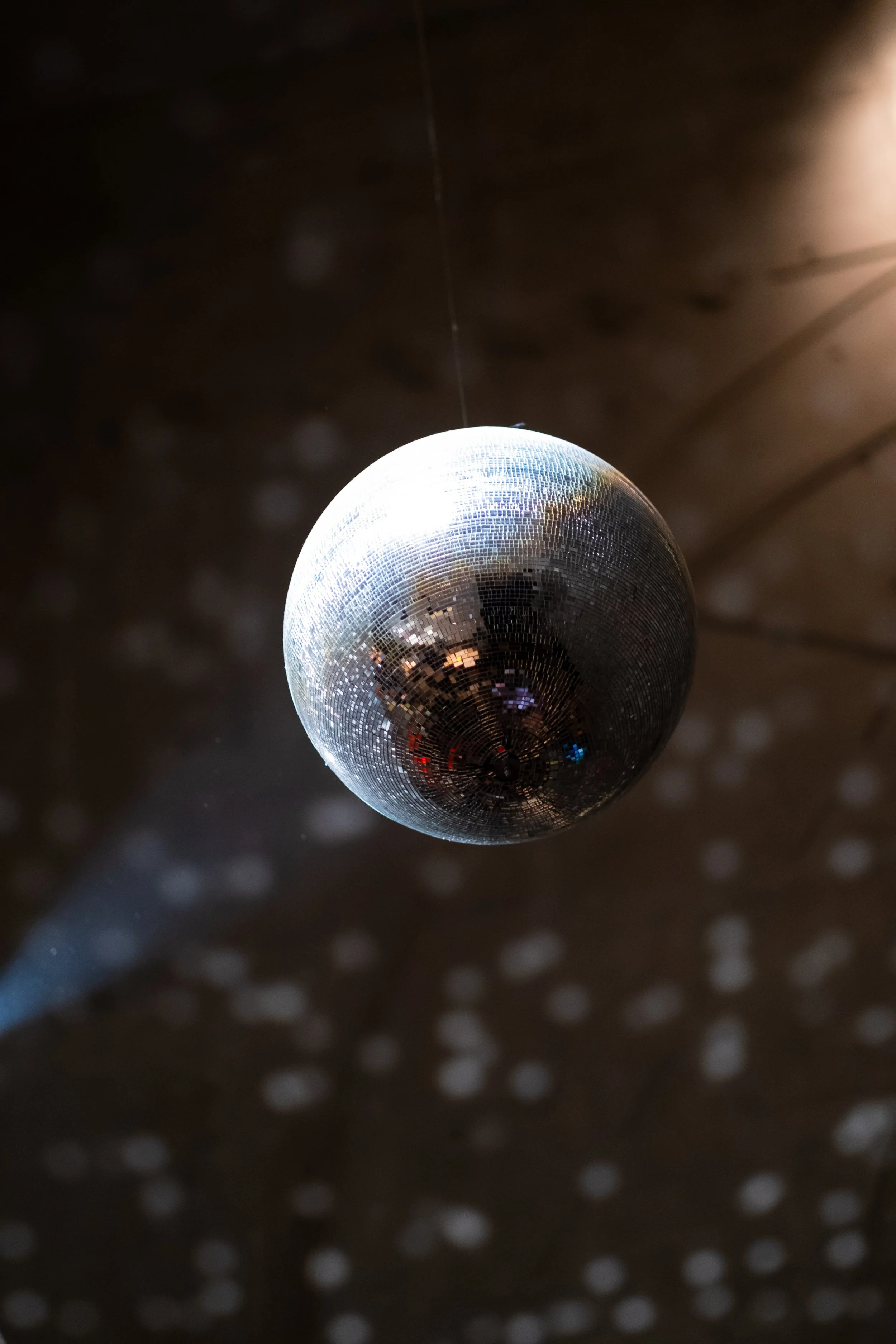NikolPeckaPhotography-disco.jpg