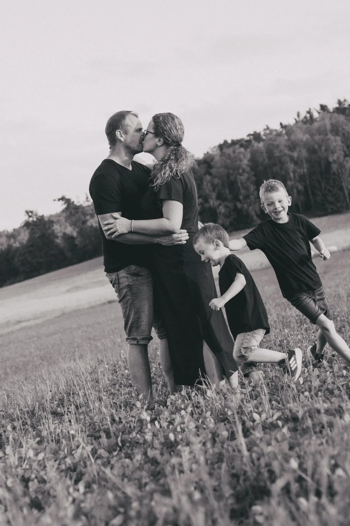 NikolPecka-Photography-Family-UrbanFamily-6.jpg