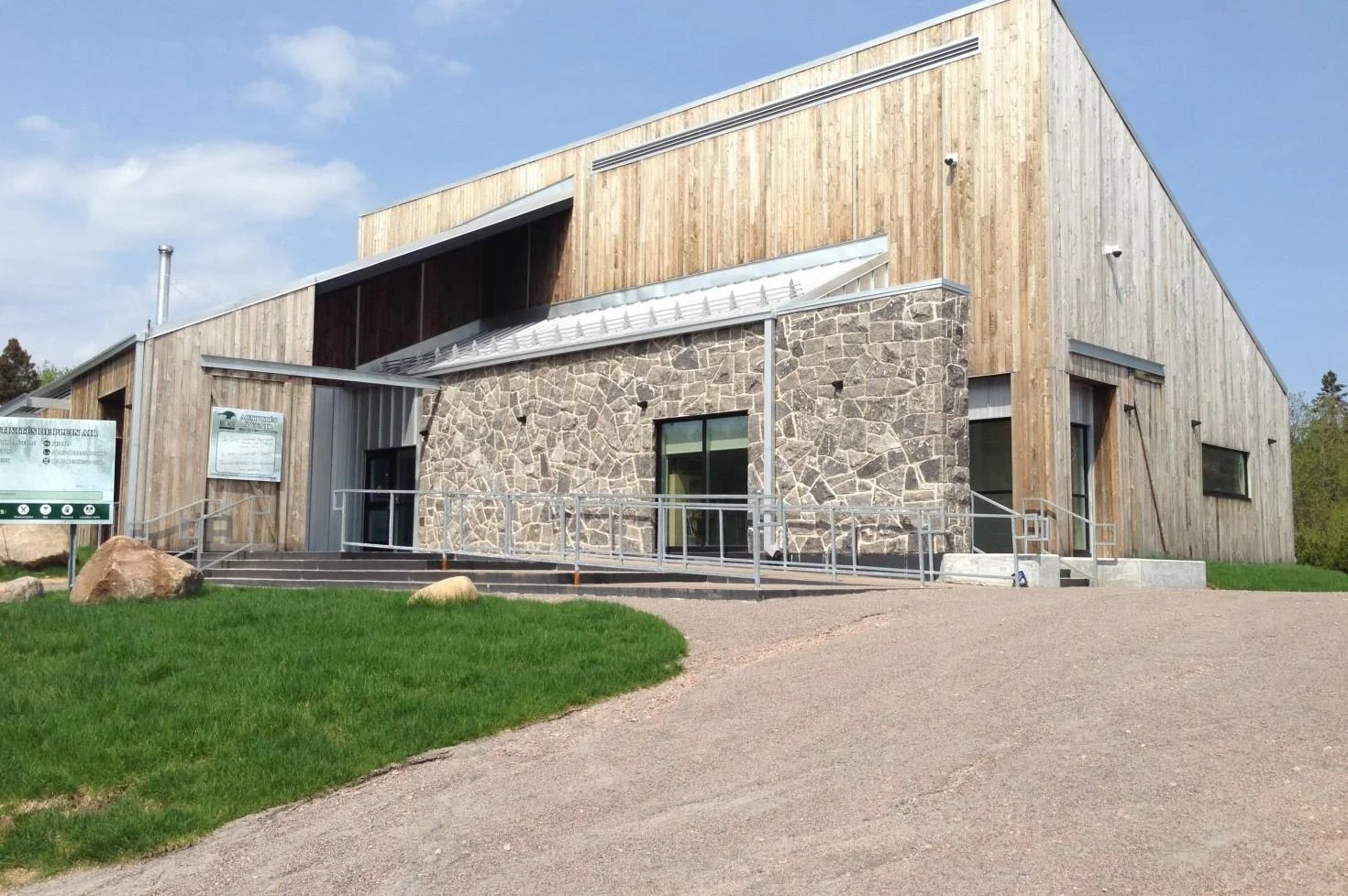 Construction en bois : Centre plein air Bec-Scie (Saguenay)