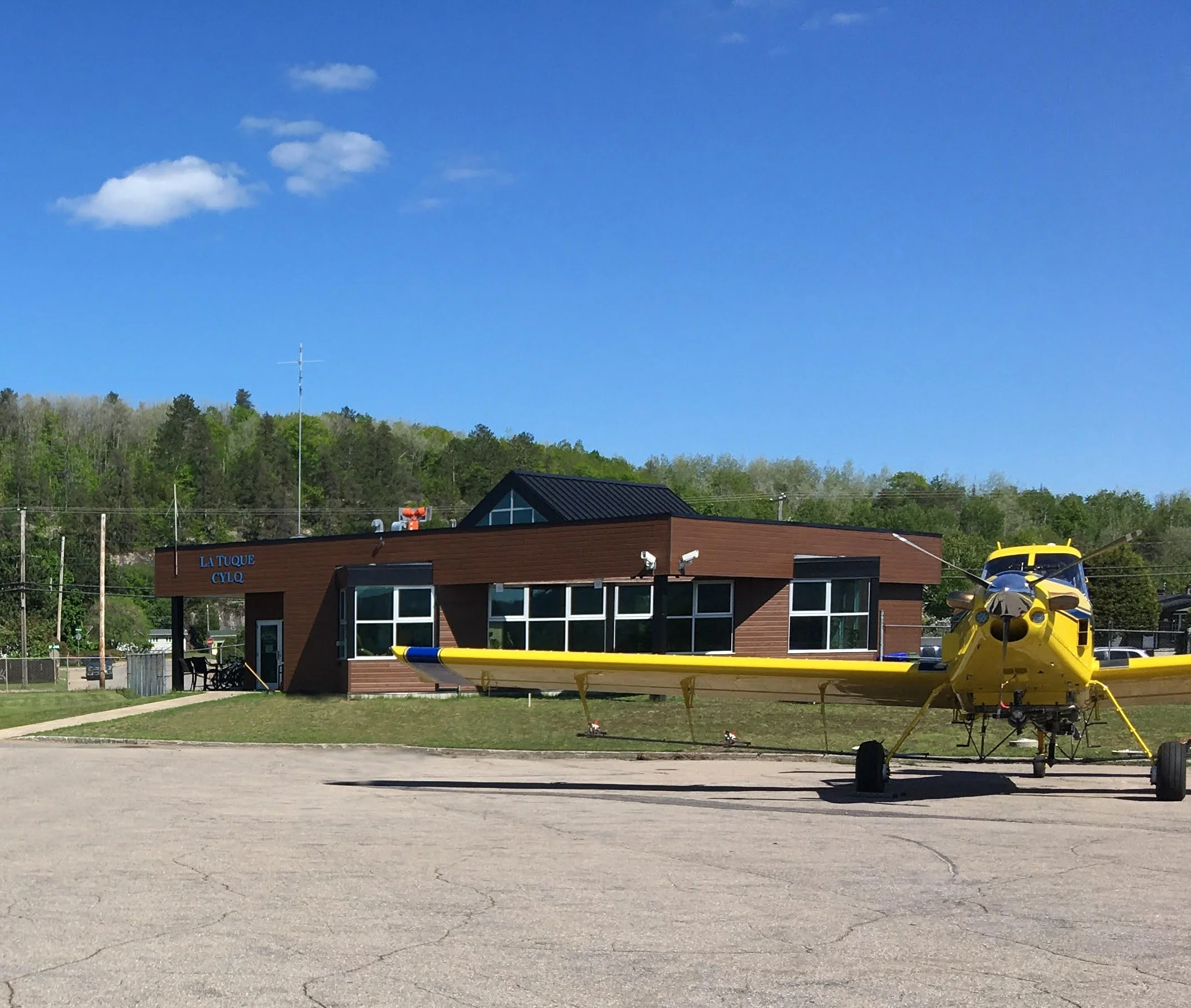Construction en bois : Aérogare (La Tuque)
