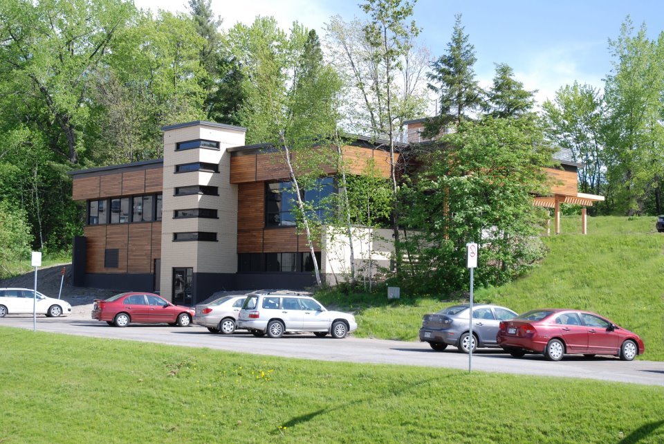 Construction en bois : Centre de géomatique du Québec (Saguenay)