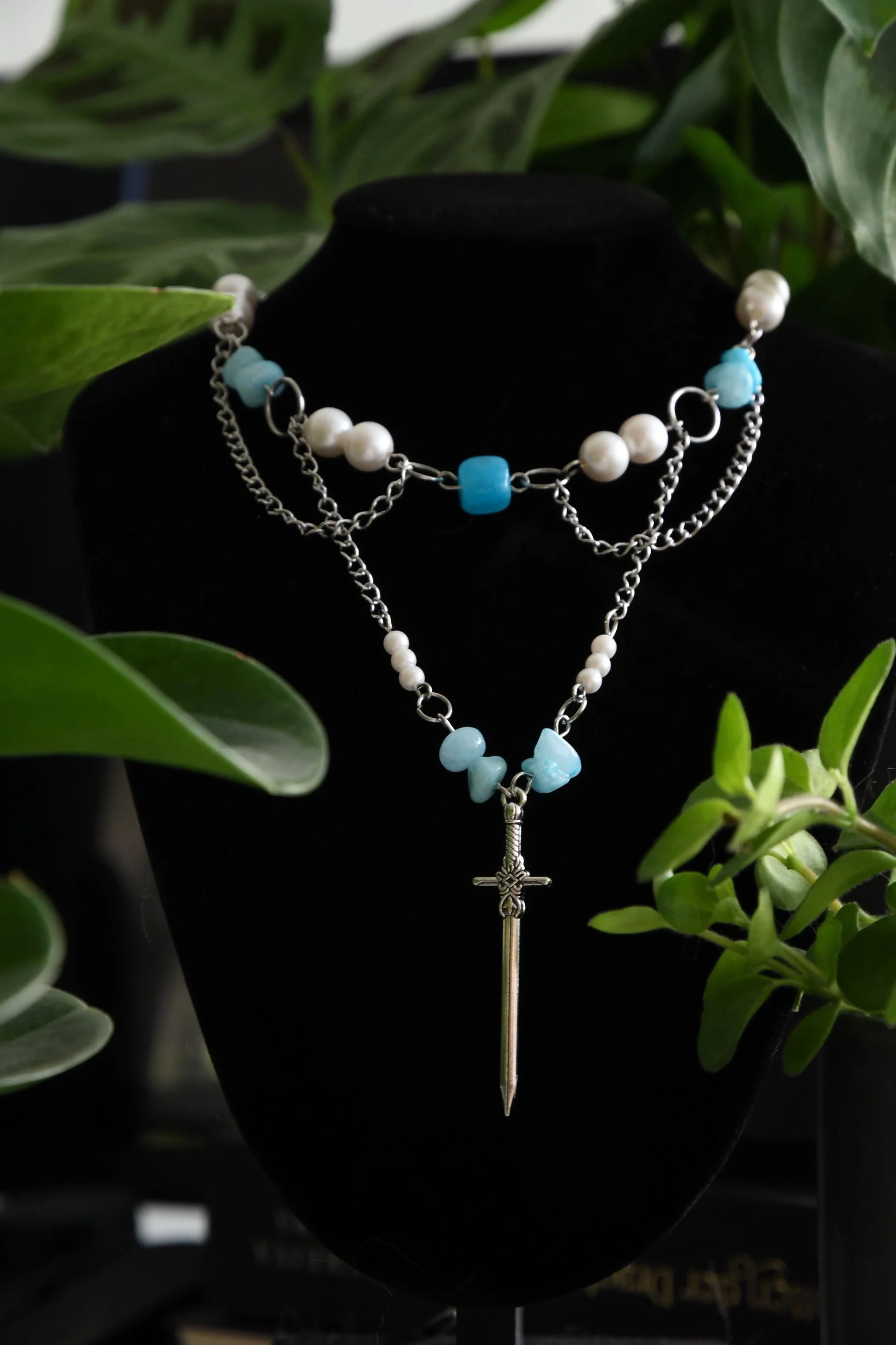Aquamarin Sword Necklace