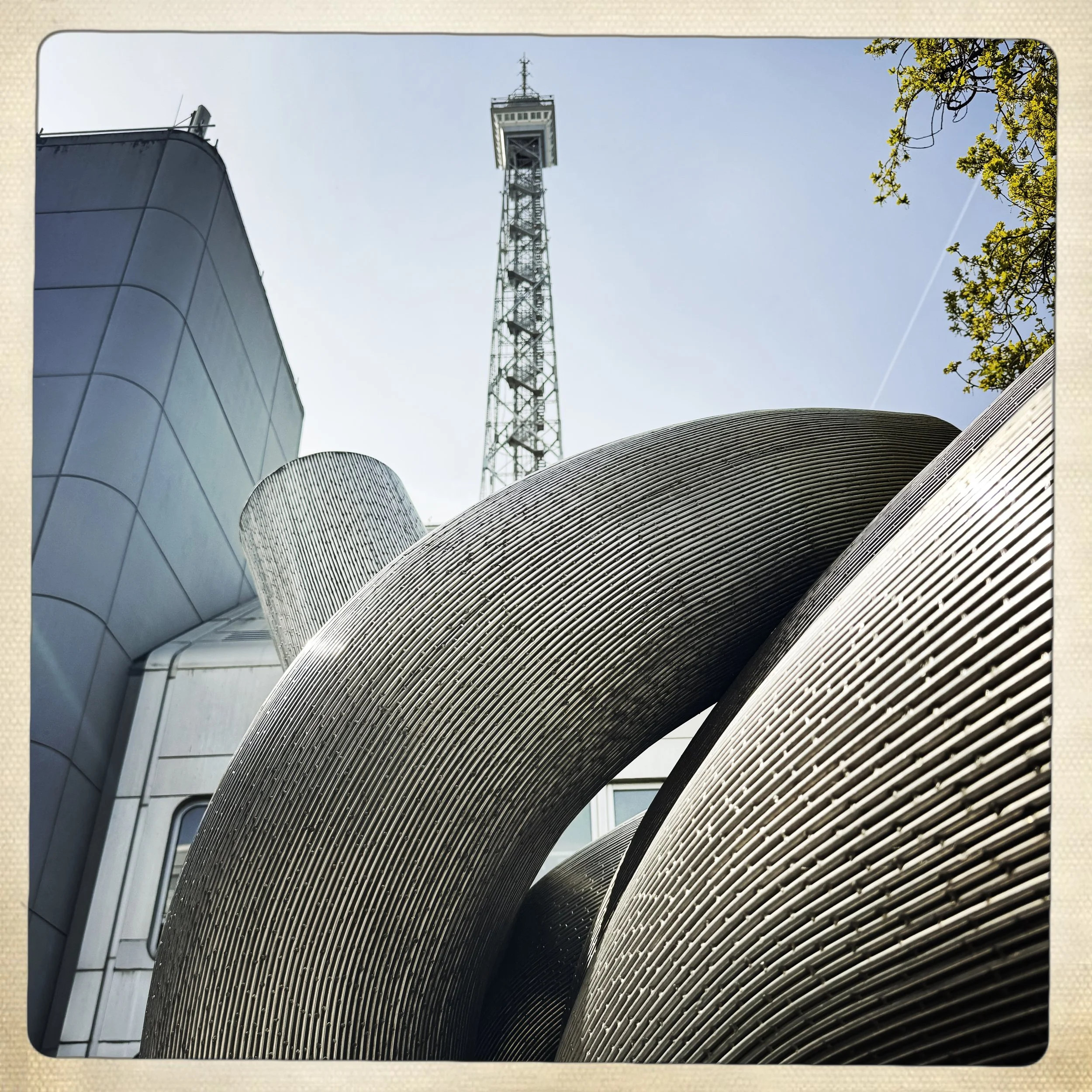 HipstamaticPhoto-799163959.405767.jpg