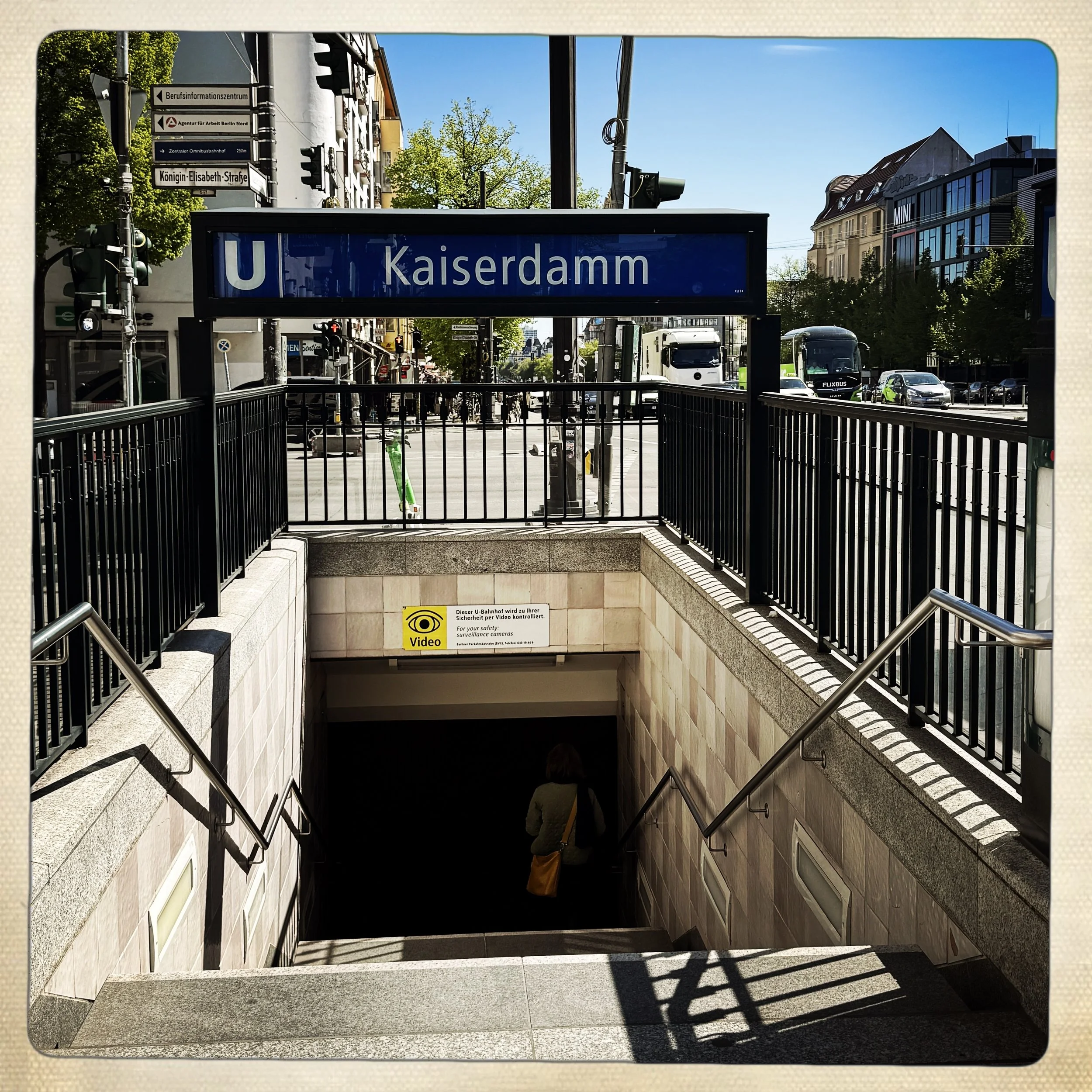 HipstamaticPhoto-799150143.081118.jpg