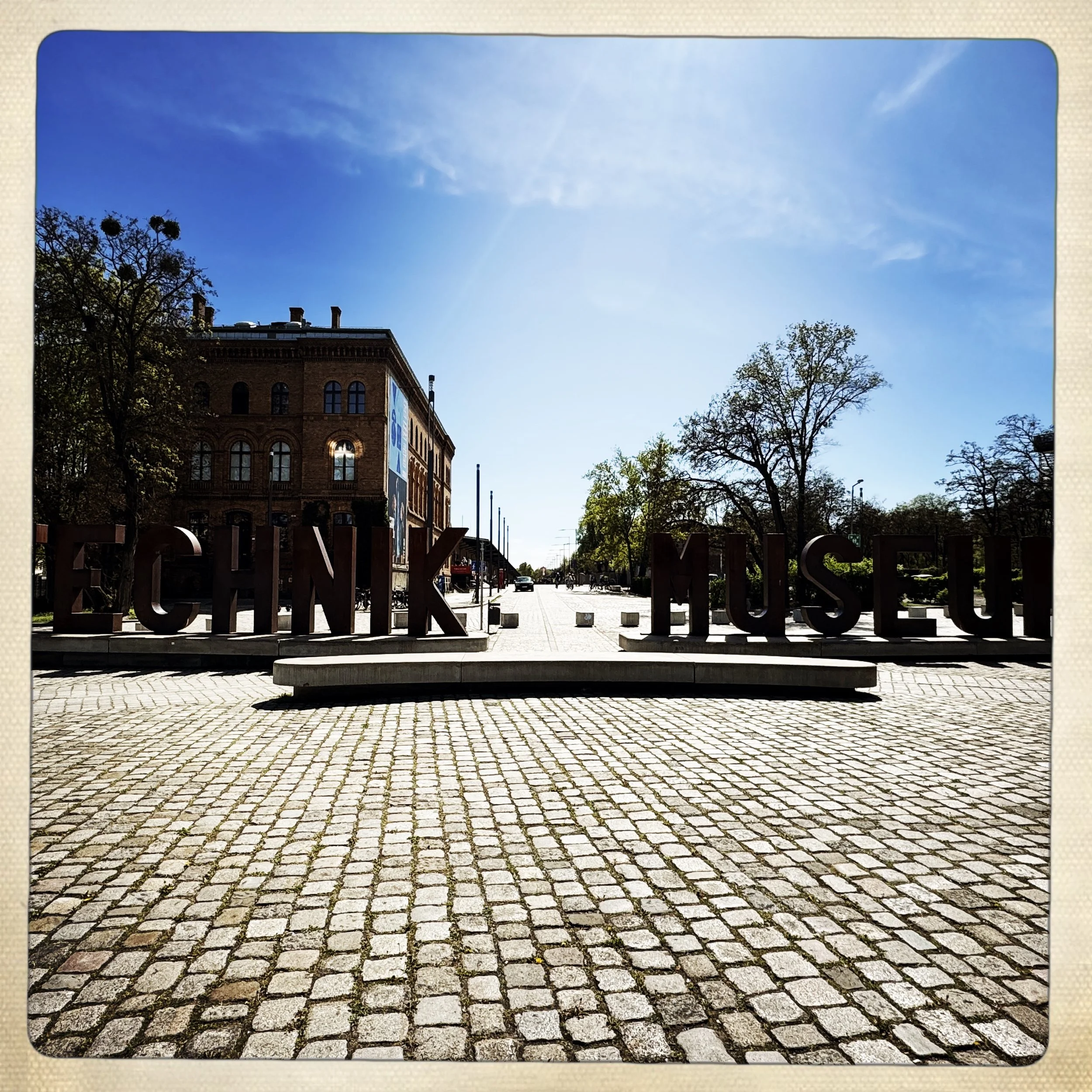 HipstamaticPhoto-799146481.688141.jpg