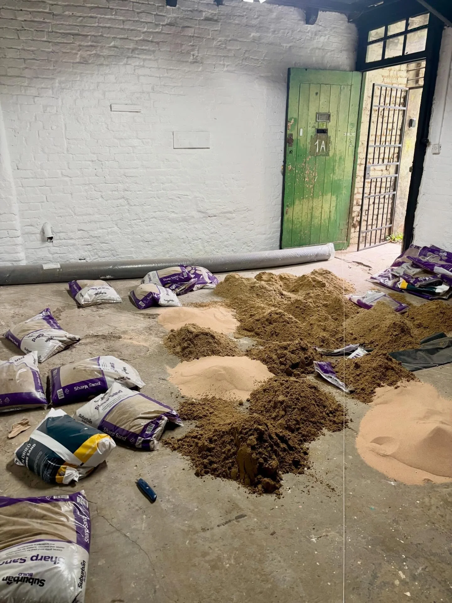 This project keeps throwing up challenges that require a bit of thinking out of the box 
I&rsquo;m used to this with body transformations but this building transformations is a whole new level! and talking of level this is how I I&rsquo;m levelling a