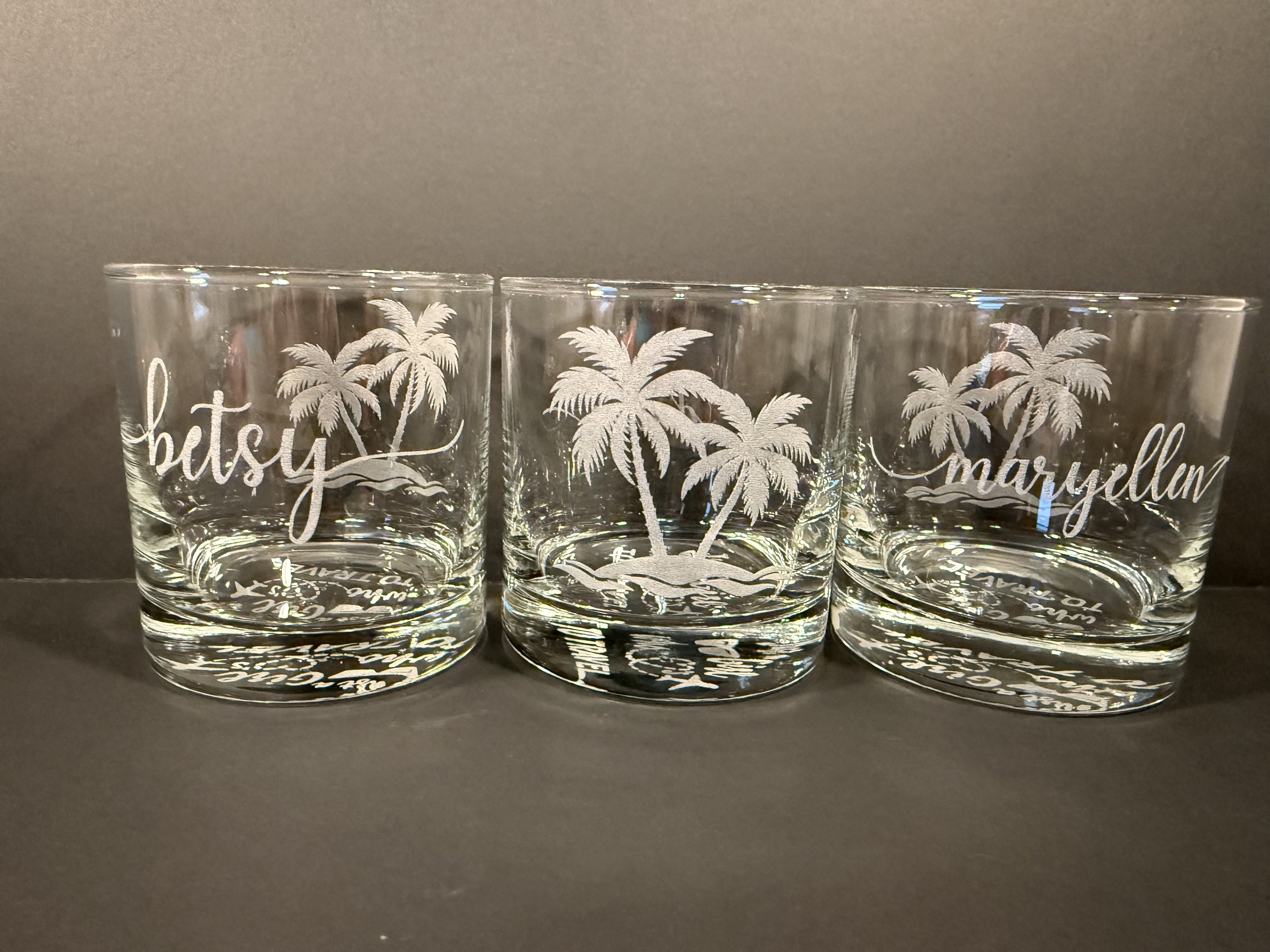 10oz Heavy Base Elegant Whiskey Glasses