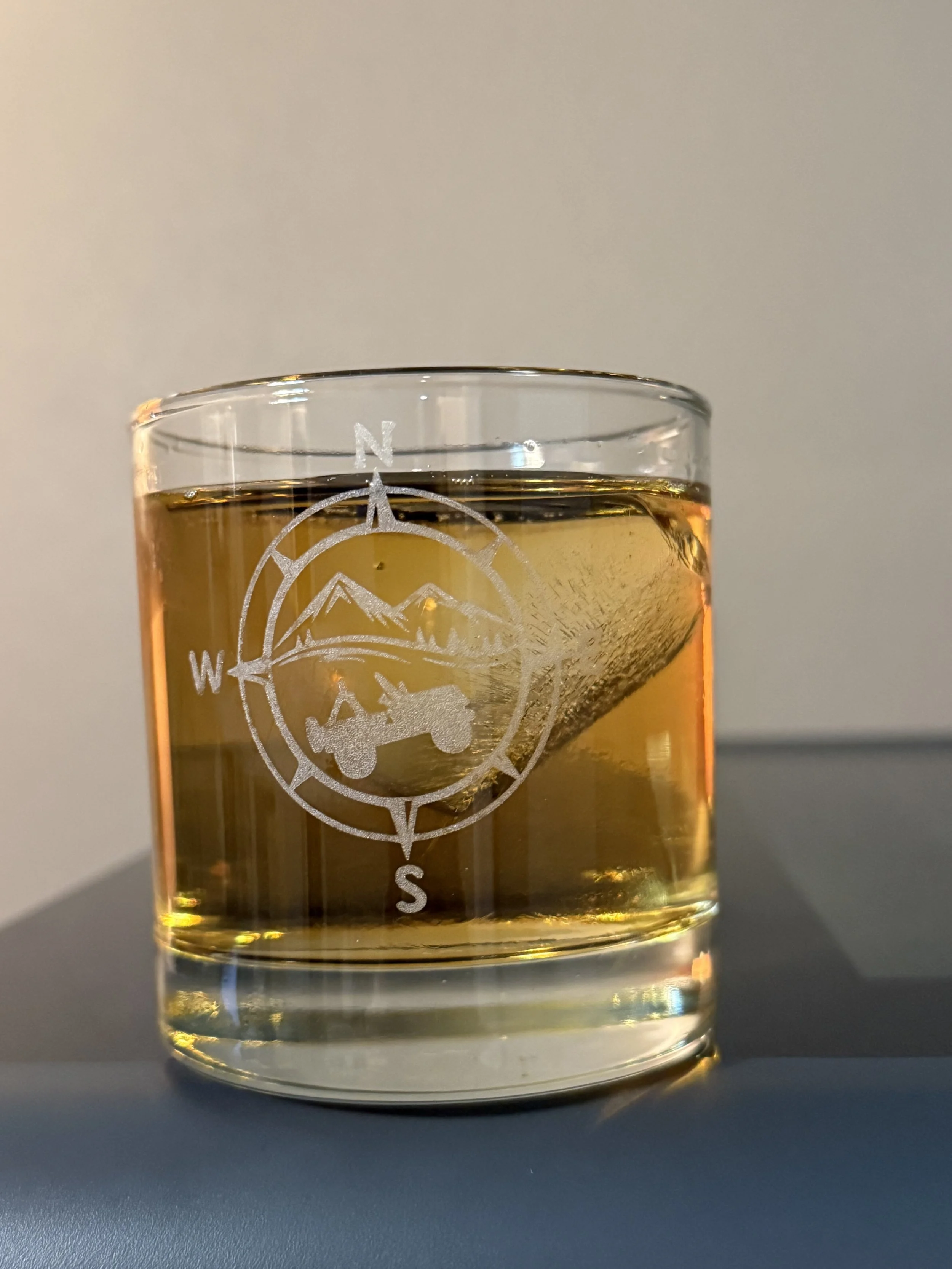 10oz Heavy Base Elegant Whiskey Glasses