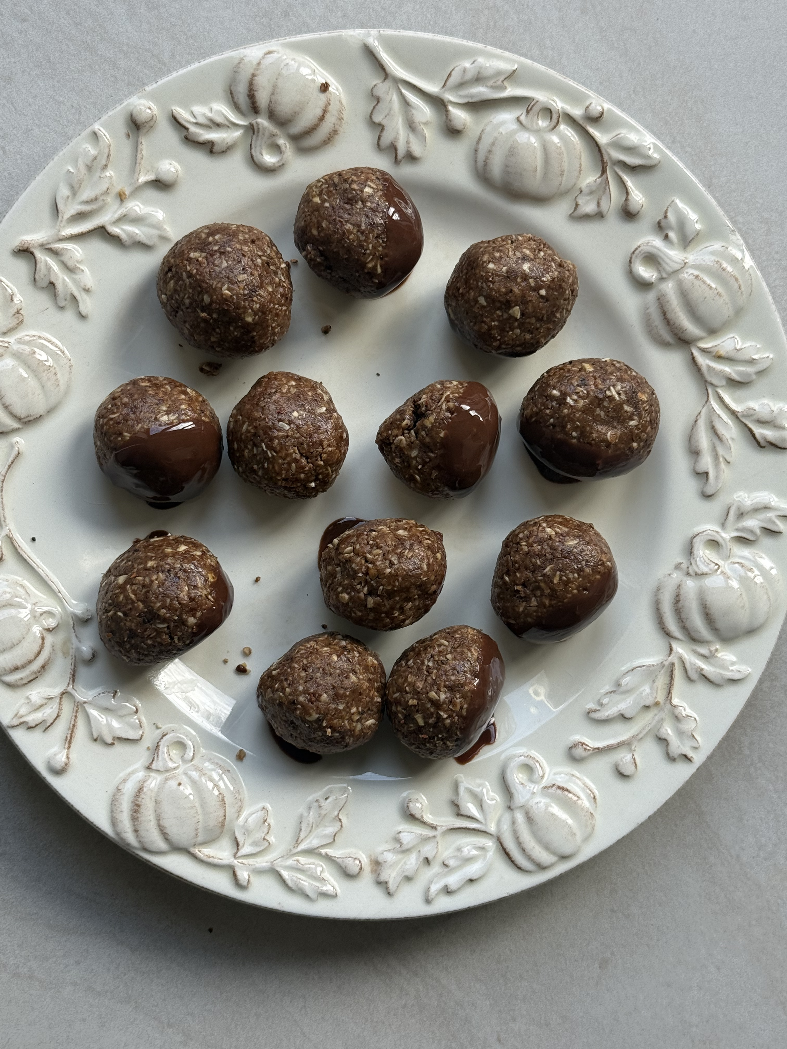 OAT CACAO BALLS