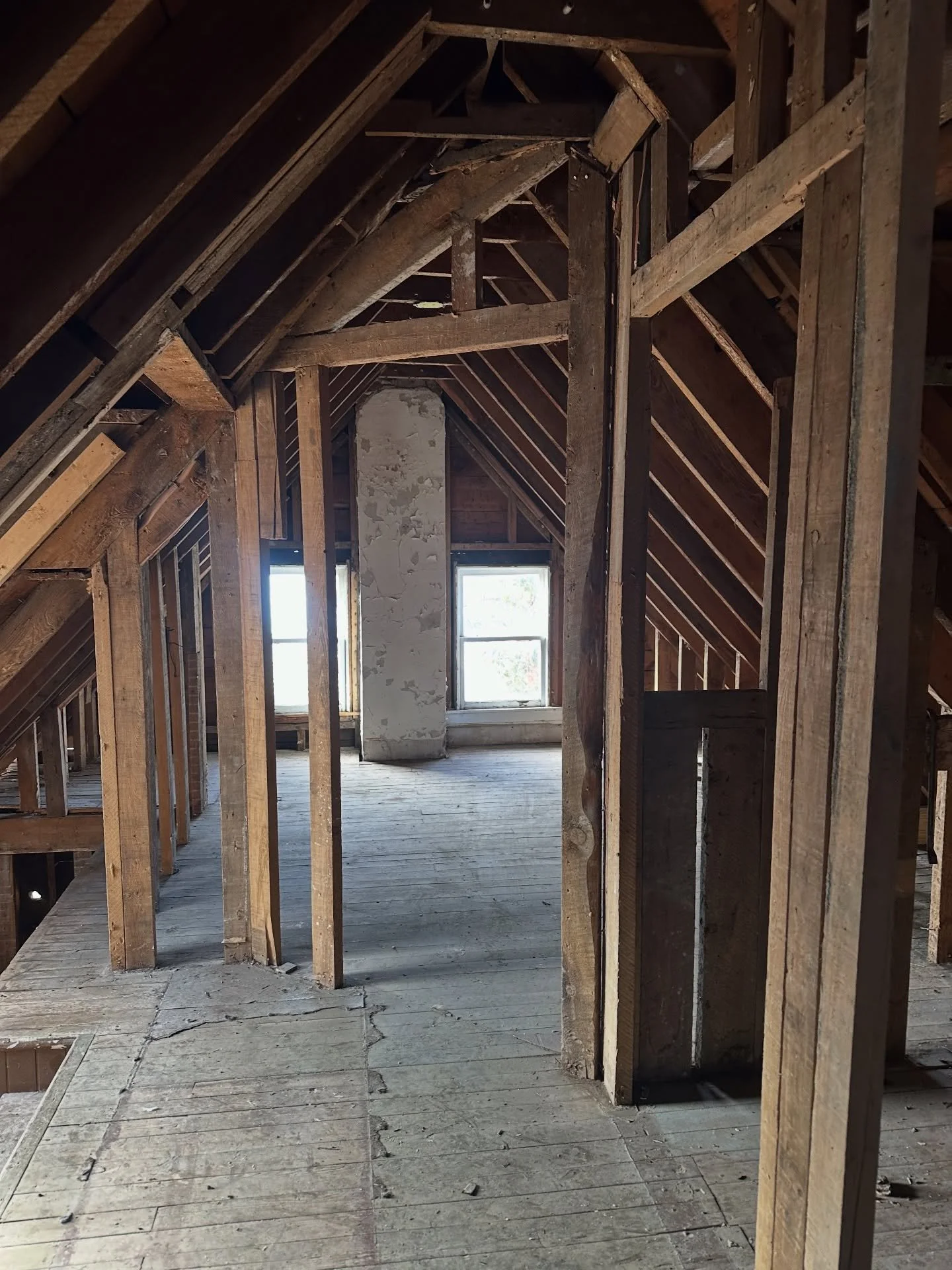 Excited to share with you the process of renovating this 1886 home and especially the attic (our fave!) ❤️