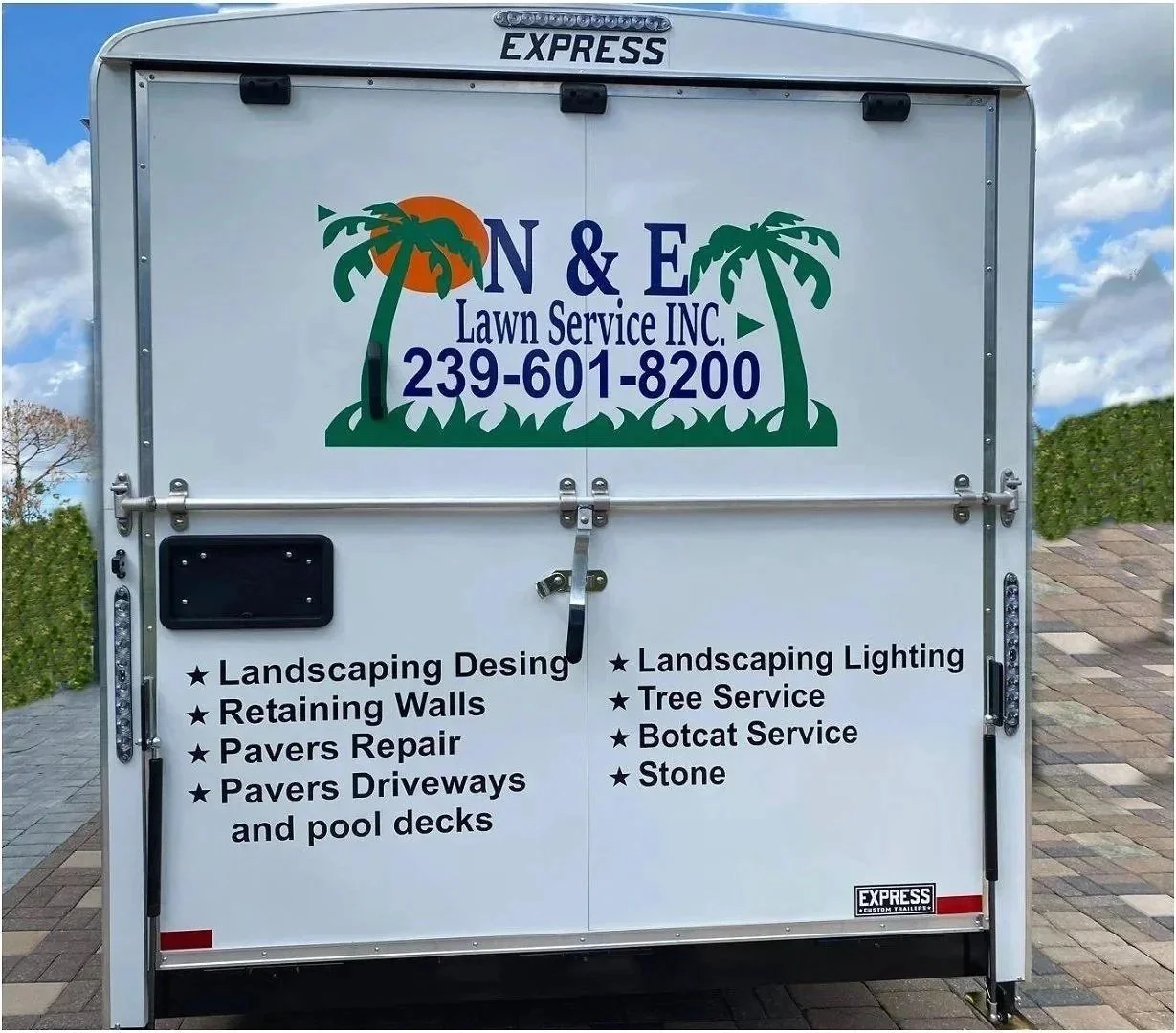 Rotulación vehicular para empresas de servicio.