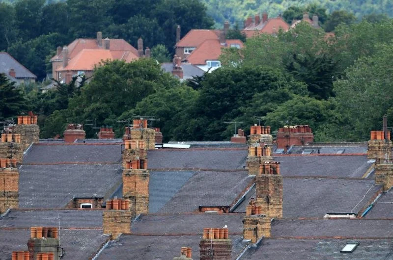 Irvine Calls for Action as Dozens of West Belfast Social Homes Sit Empty