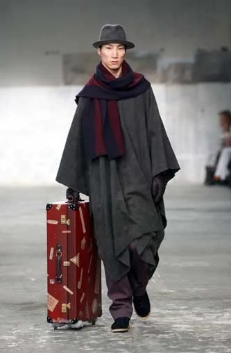 Issey FW03 6.jpg