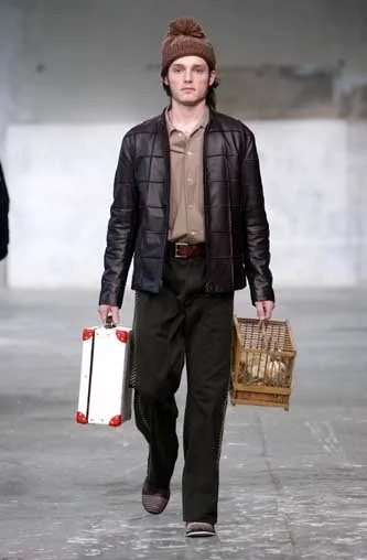 Issey FW03 5.jpg
