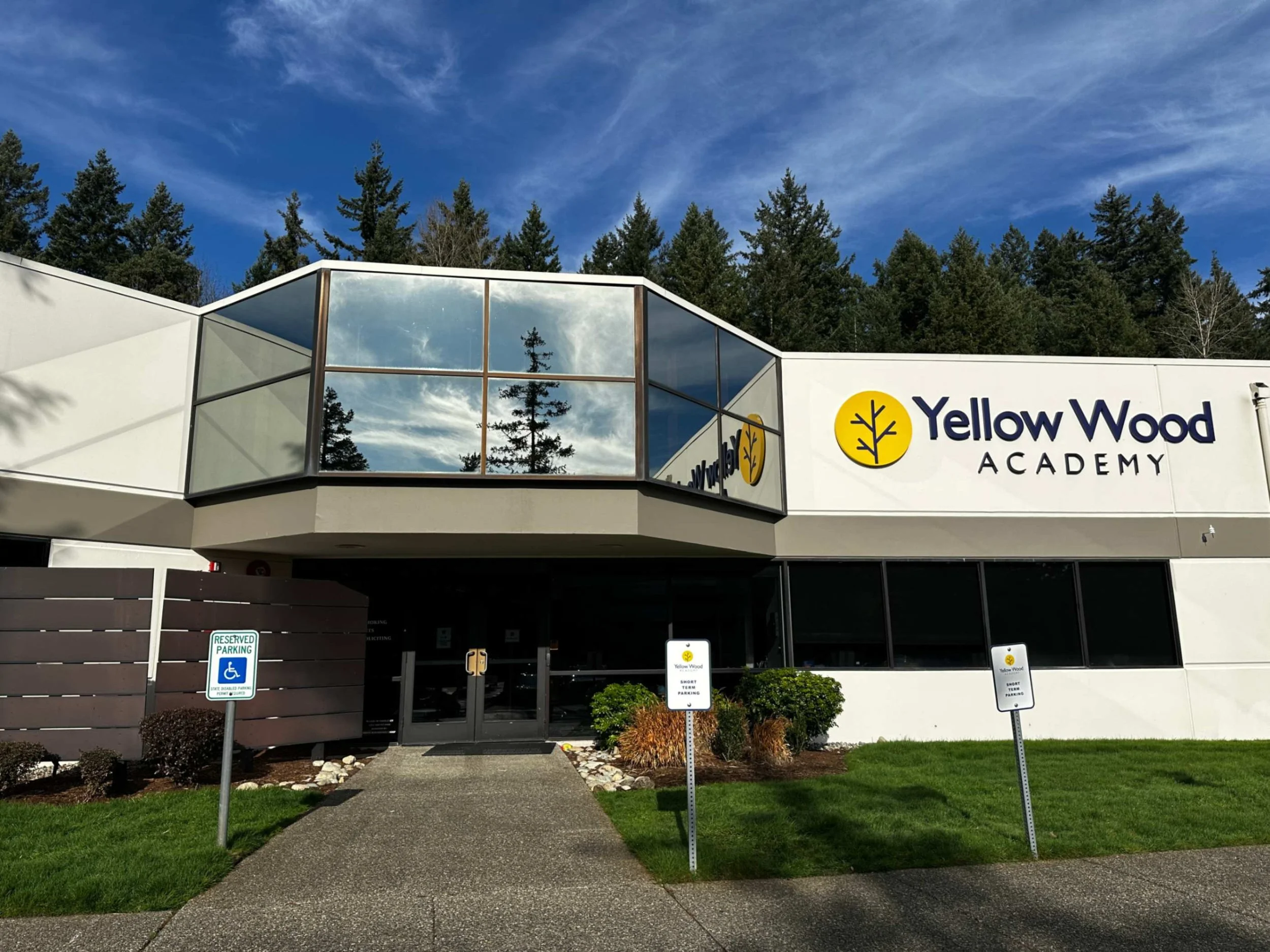 The building exterior of the private school Yellow Wood Academy in Bellevue