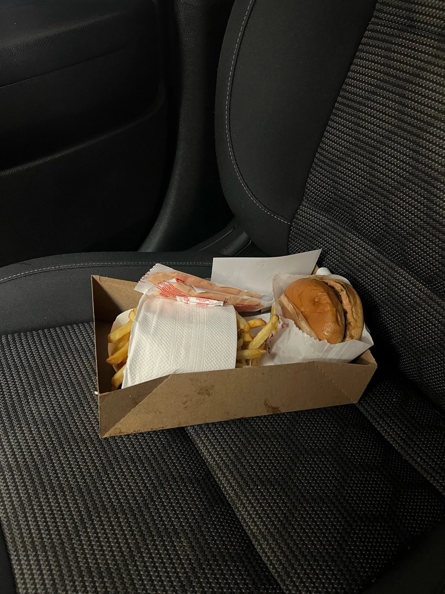 ✨Precious cargo✨ 

But if you spill some fry sauce on the way to the beach, we&rsquo;ve got you covered with our vacuum and shampoo stations. It&rsquo;ll clean that mess right up and leave your car smelling fresh 🧼